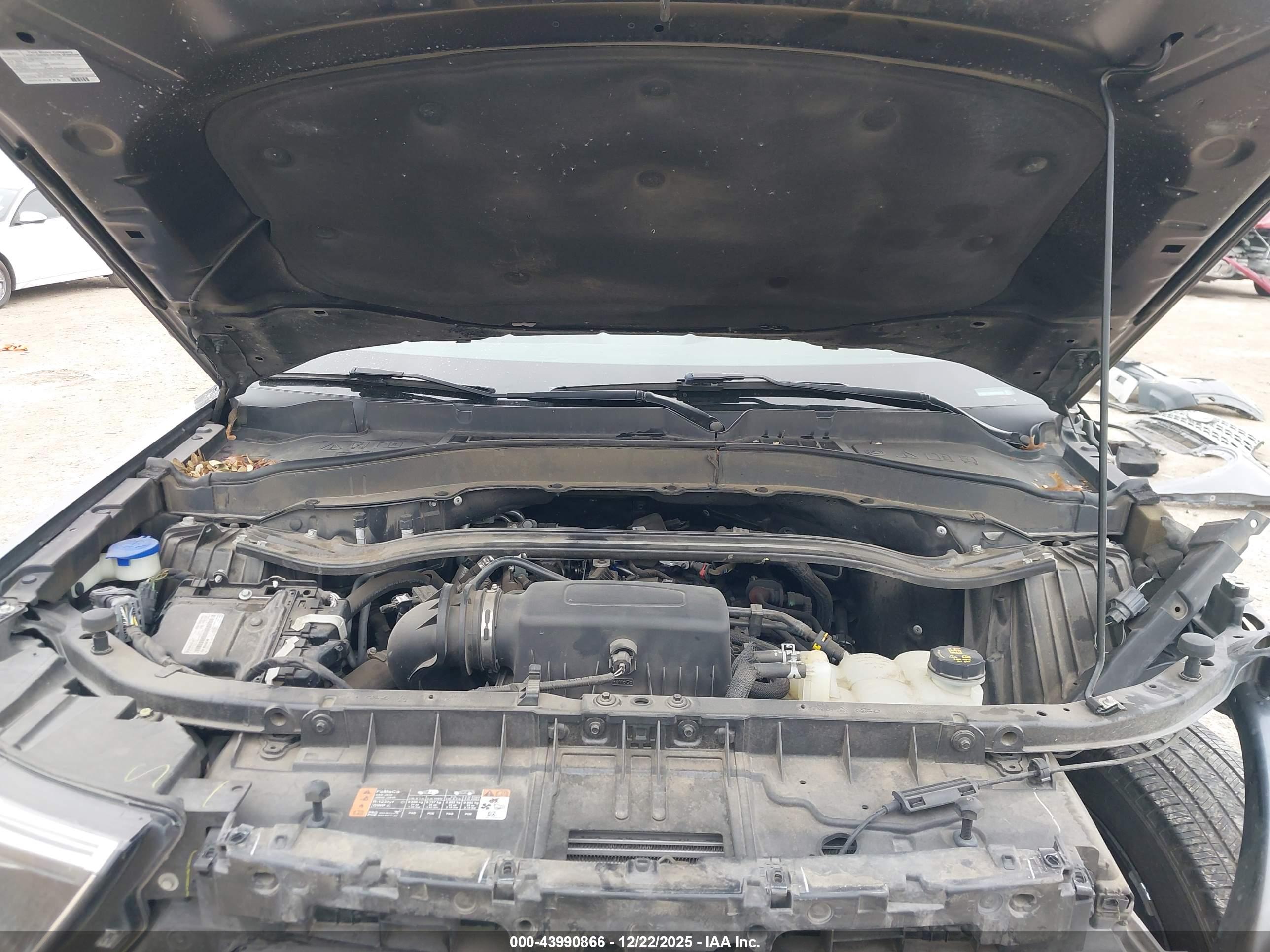 FORD EXPLORER image 10
