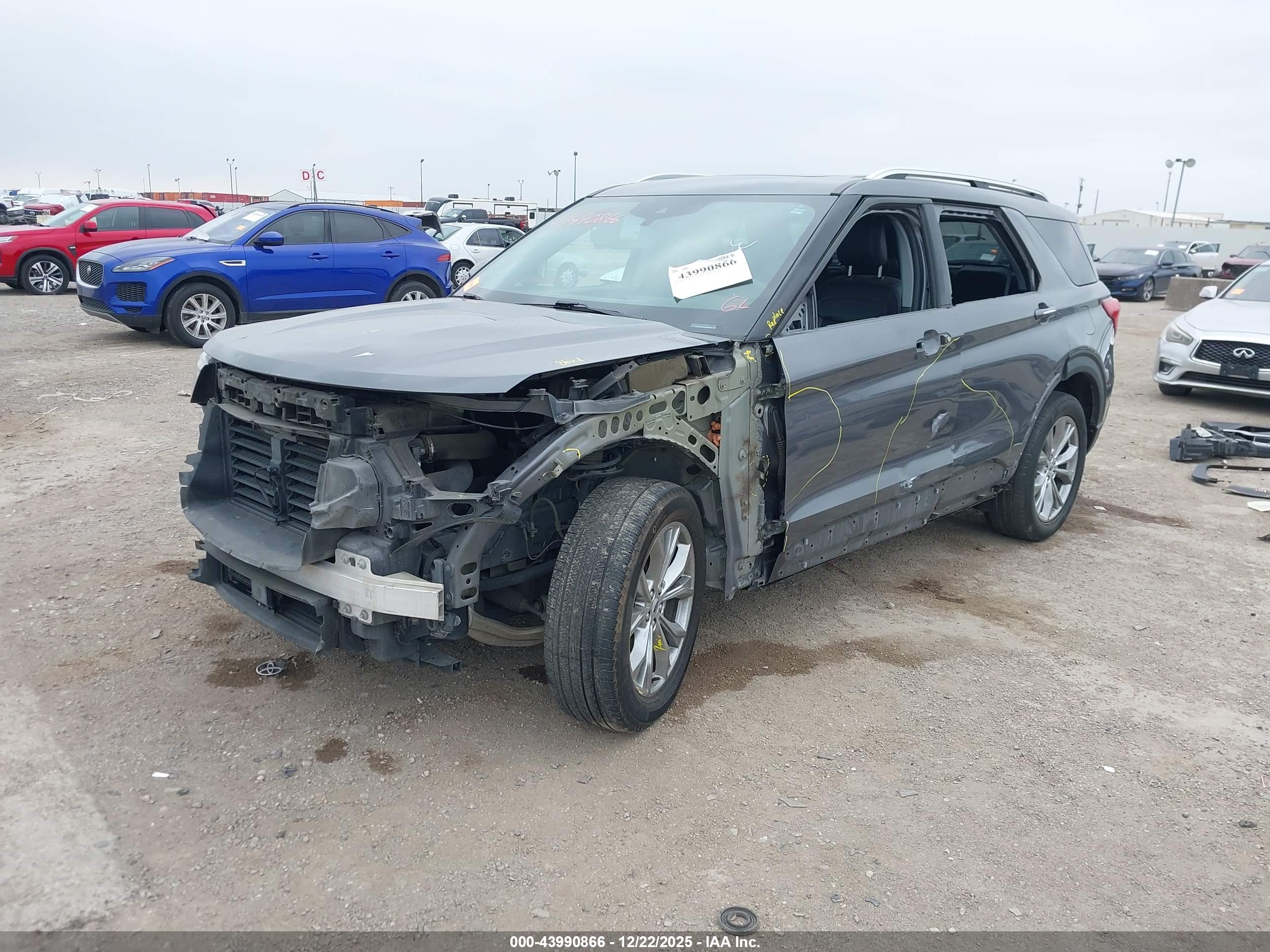 FORD EXPLORER image 2