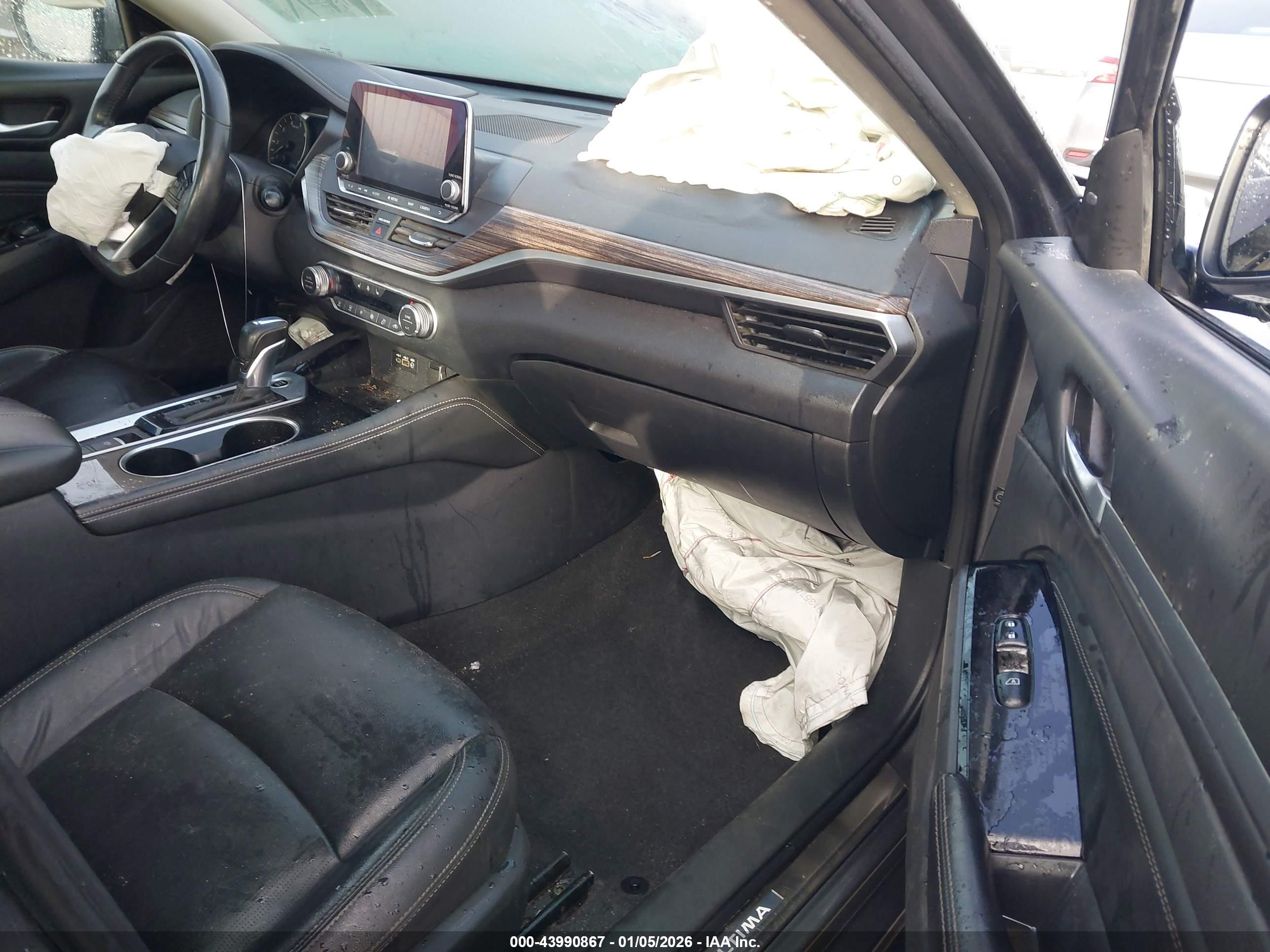 NISSAN ALTIMA image 5