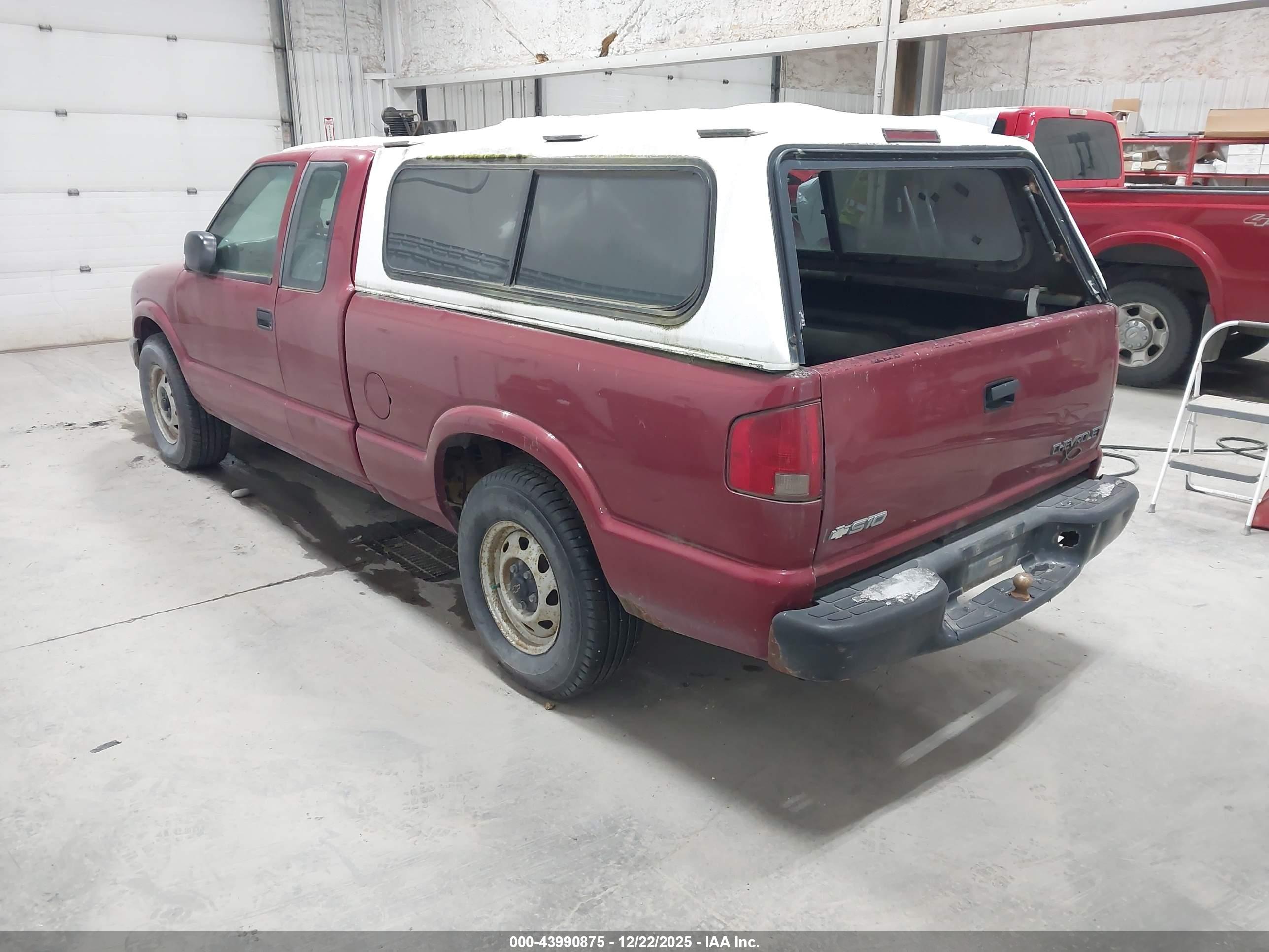 CHEVROLET S-10 image 3
