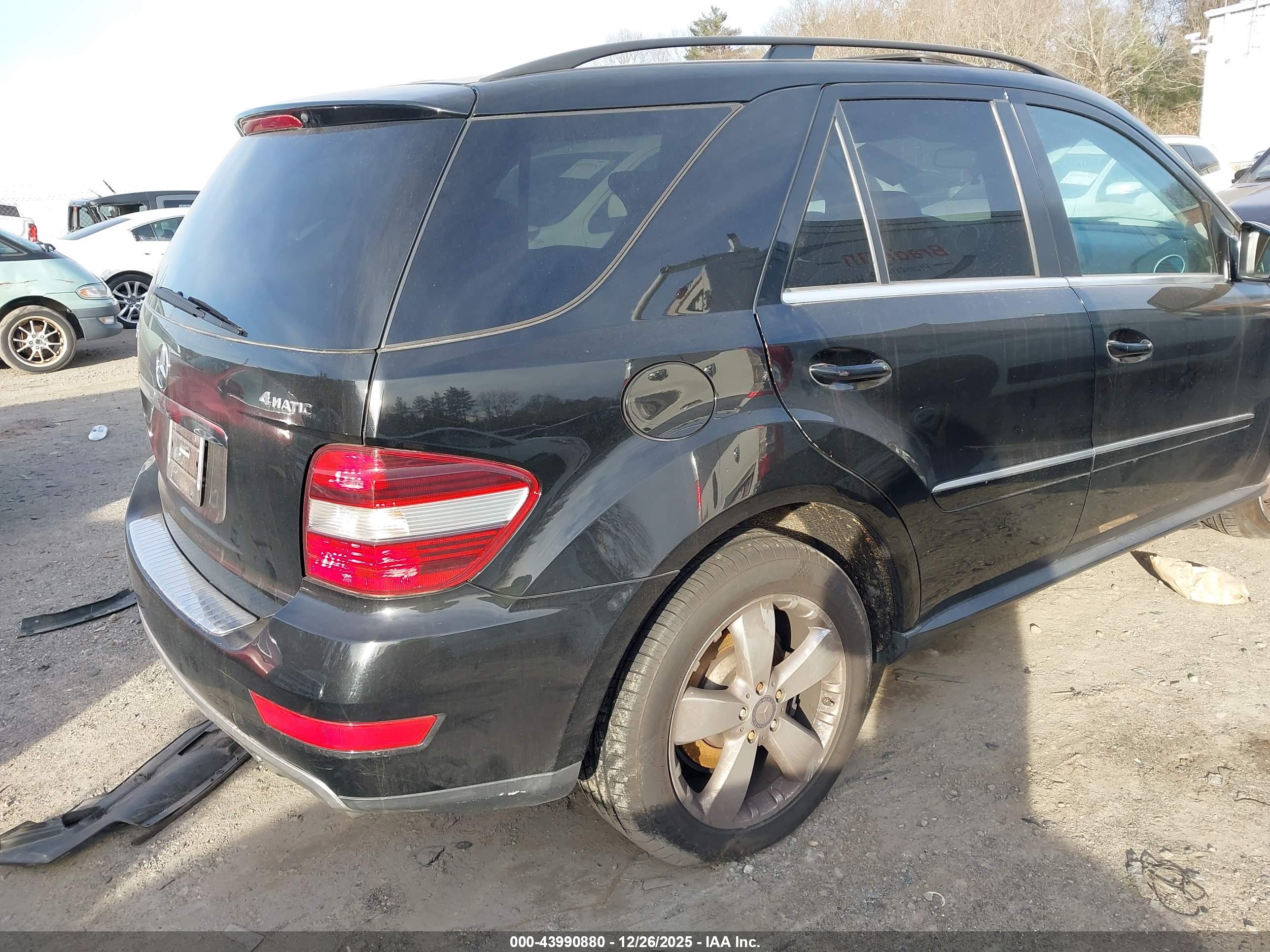 MERCEDES-BENZ ML image 4