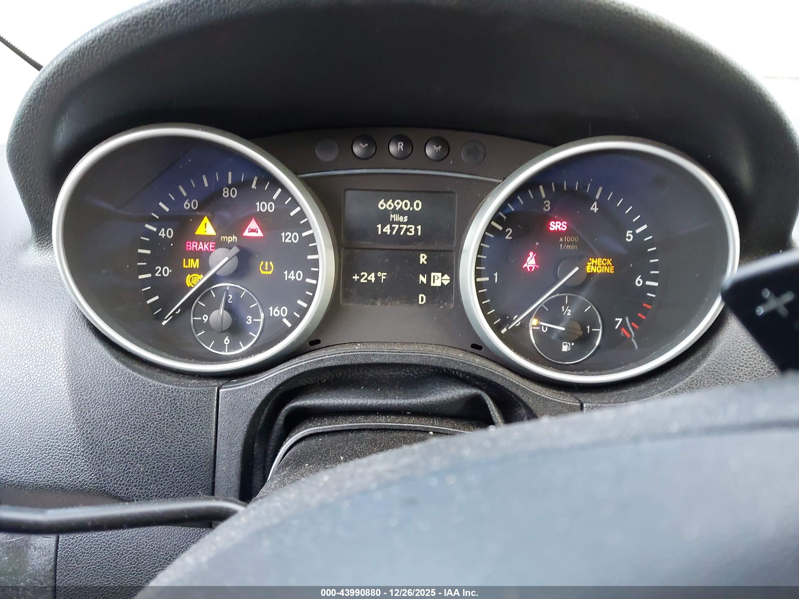 MERCEDES-BENZ ML image 7