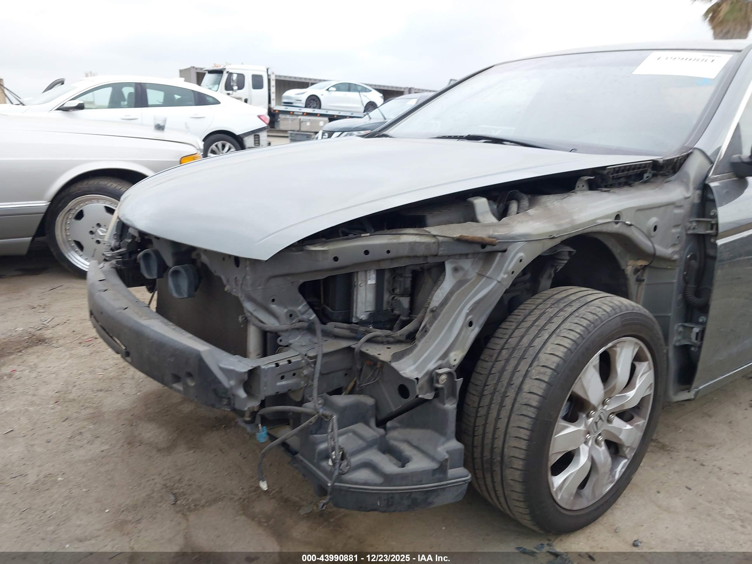 HONDA ACCORD image 6