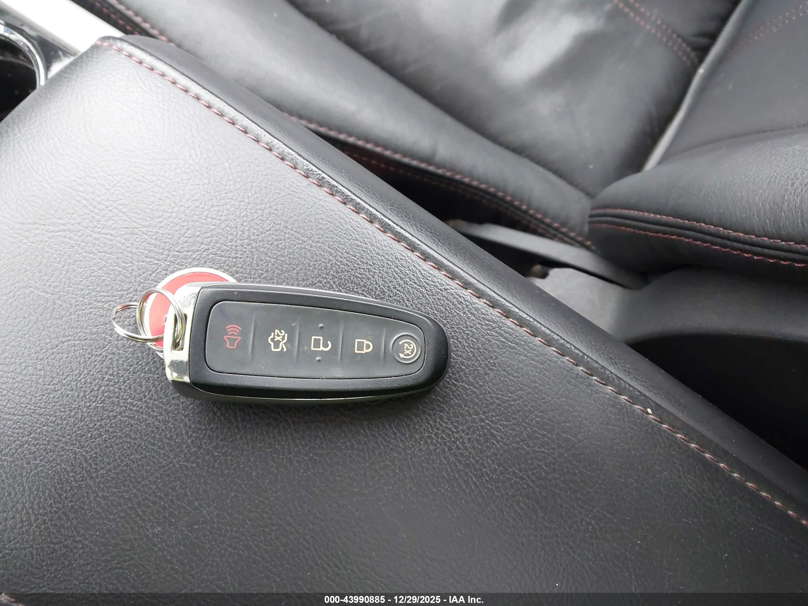 FORD EDGE image 11