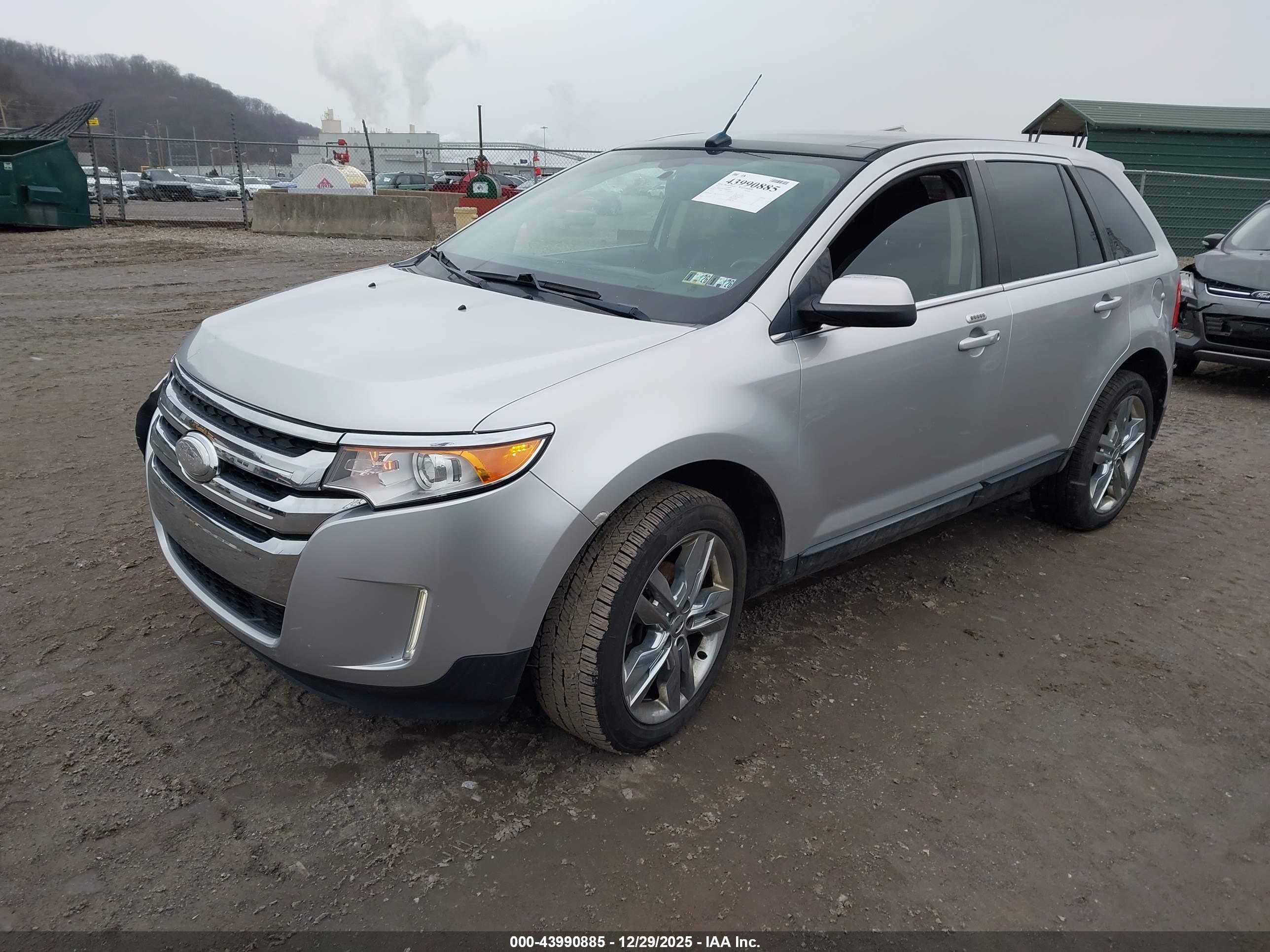 FORD EDGE image 2