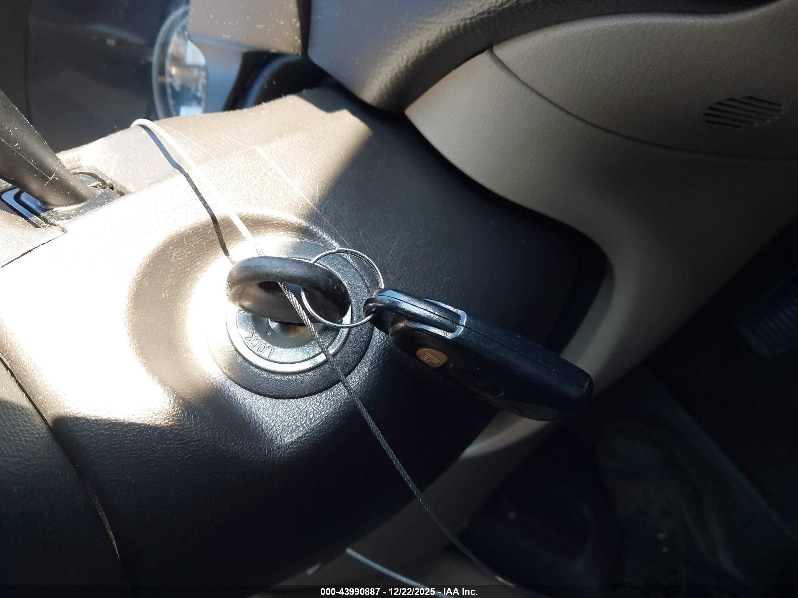 HYUNDAI ELANTRA image 11