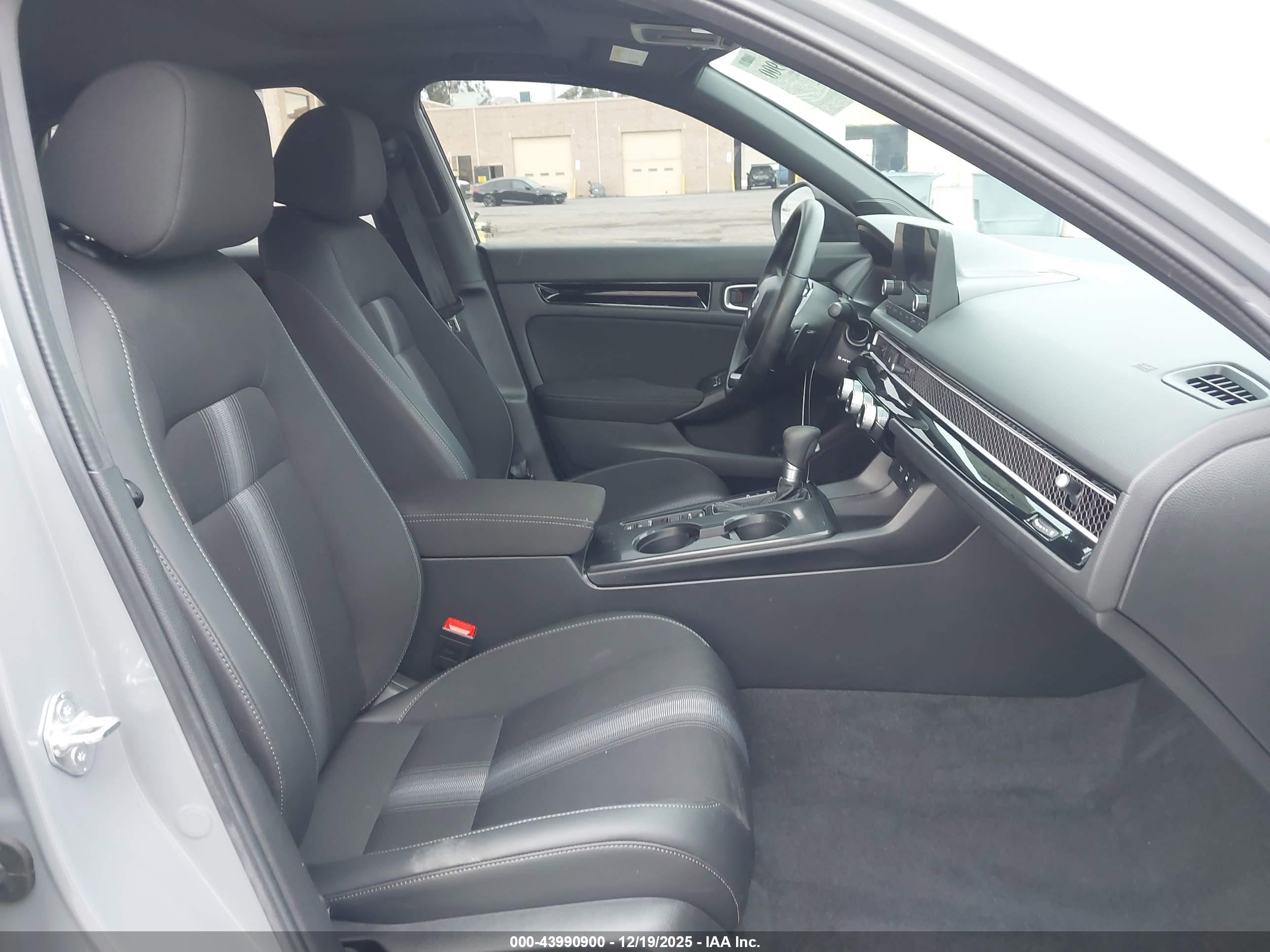 HONDA CIVIC image 5