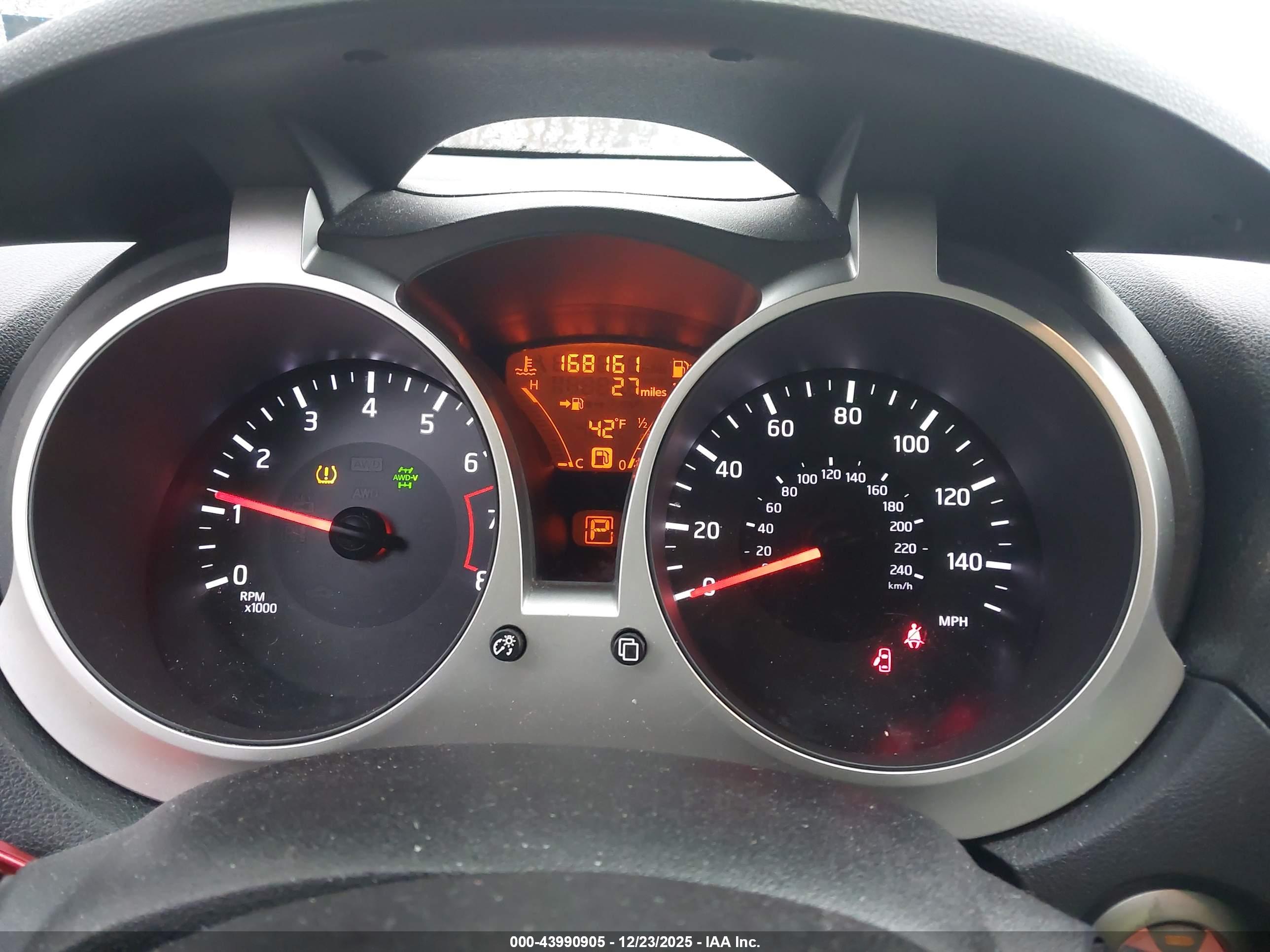 NISSAN JUKE image 7