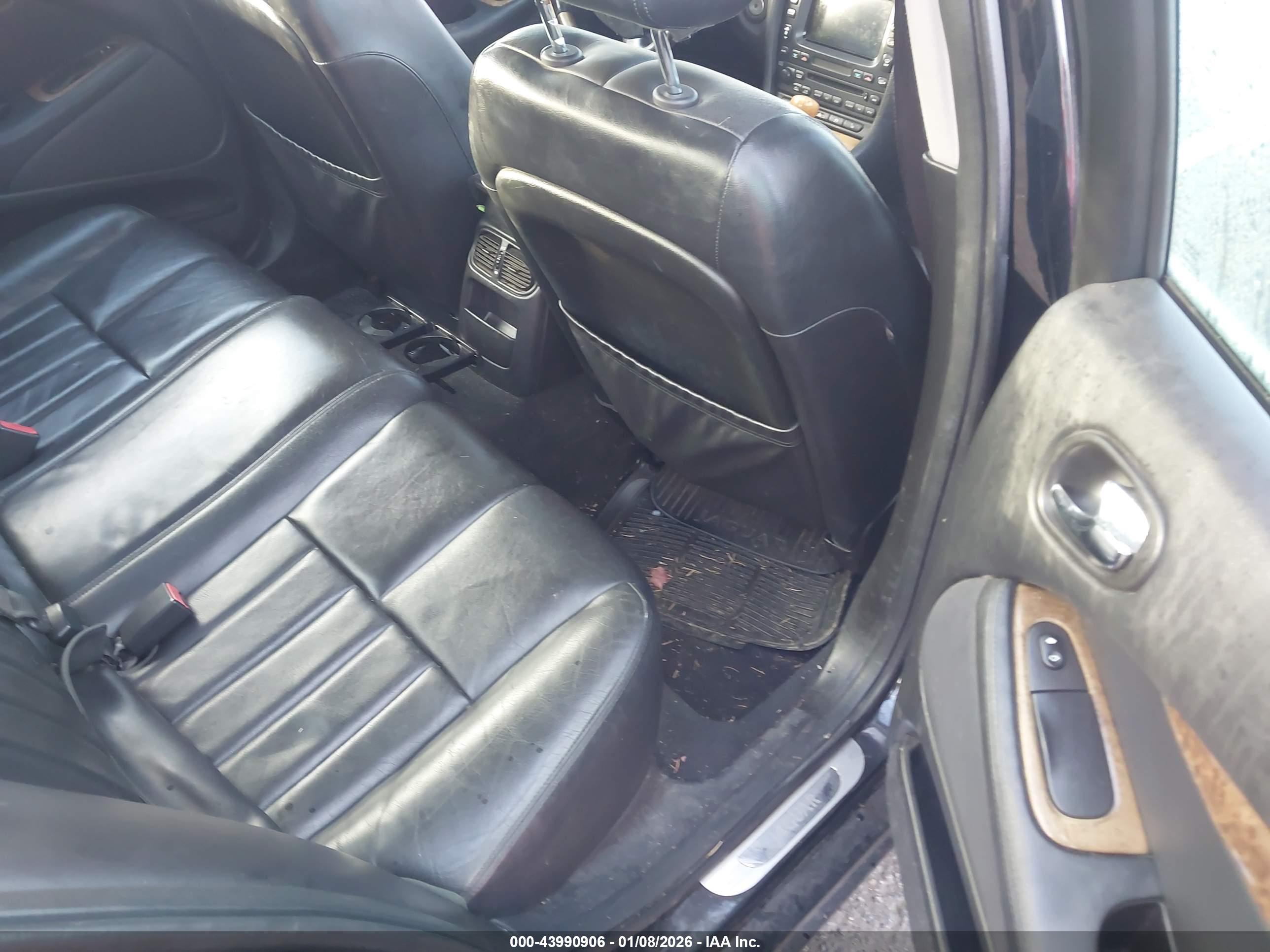 JAGUAR S-TYPE image 8