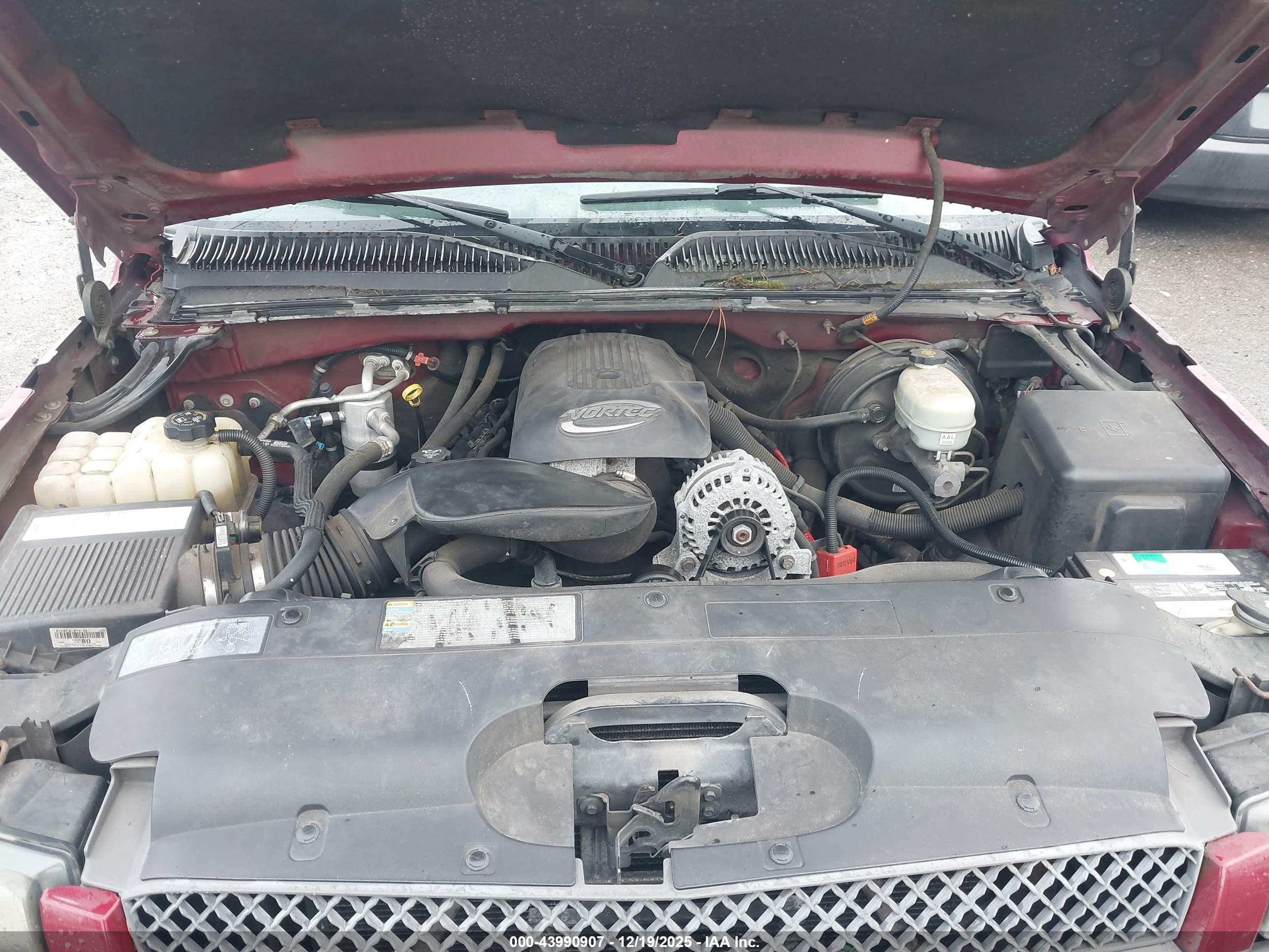CHEVROLET SILVERADO image 10