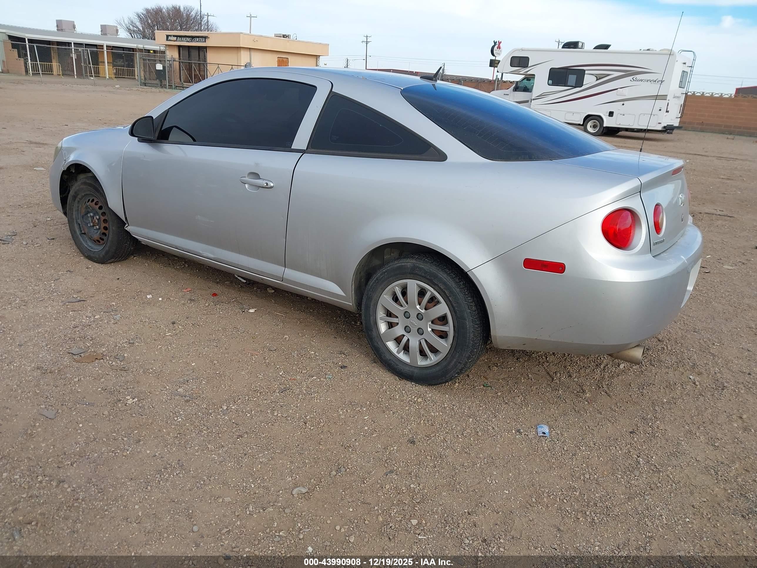 CHEVROLET COBALT image 3