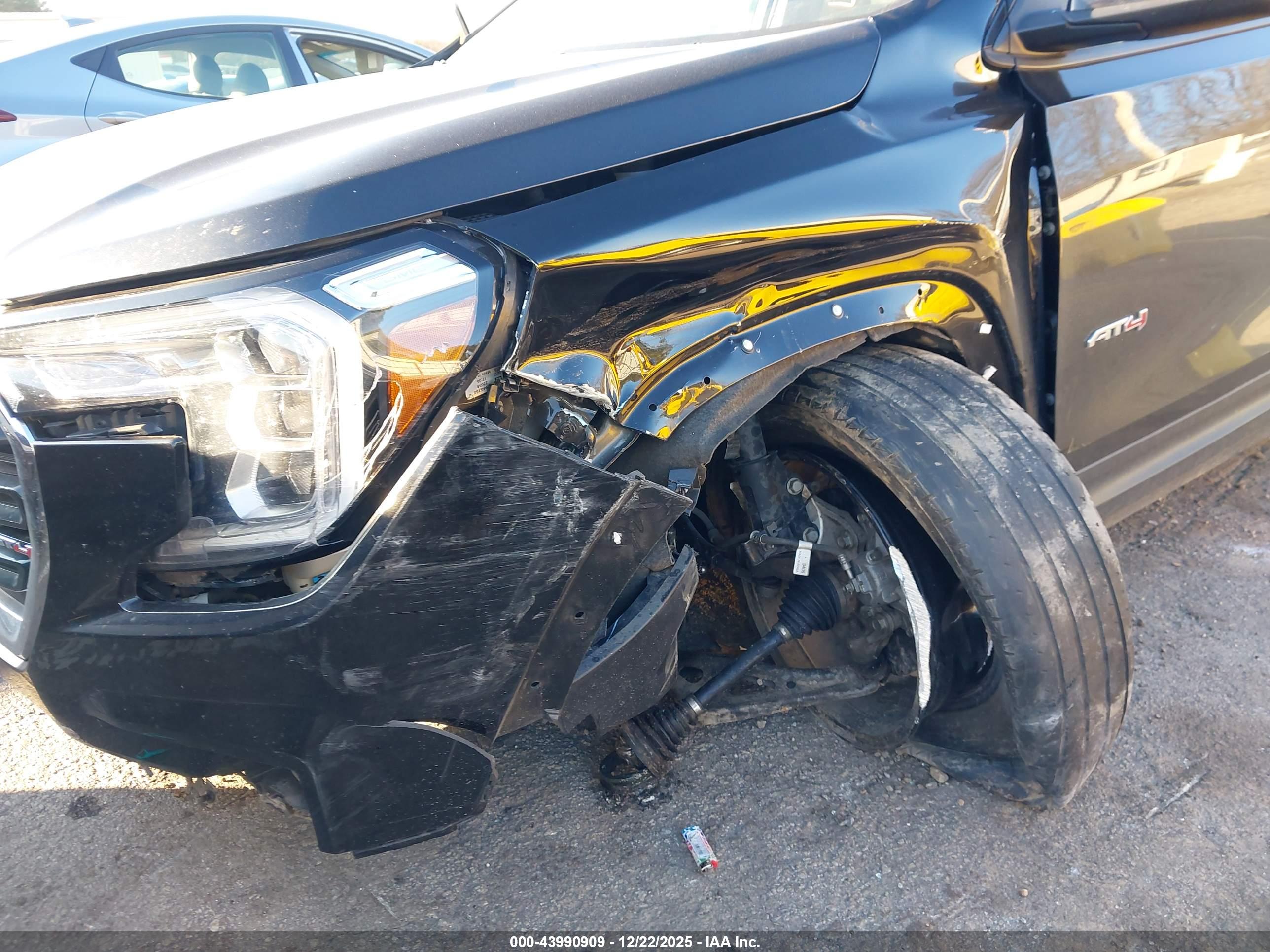 GMC TERRAIN image 6