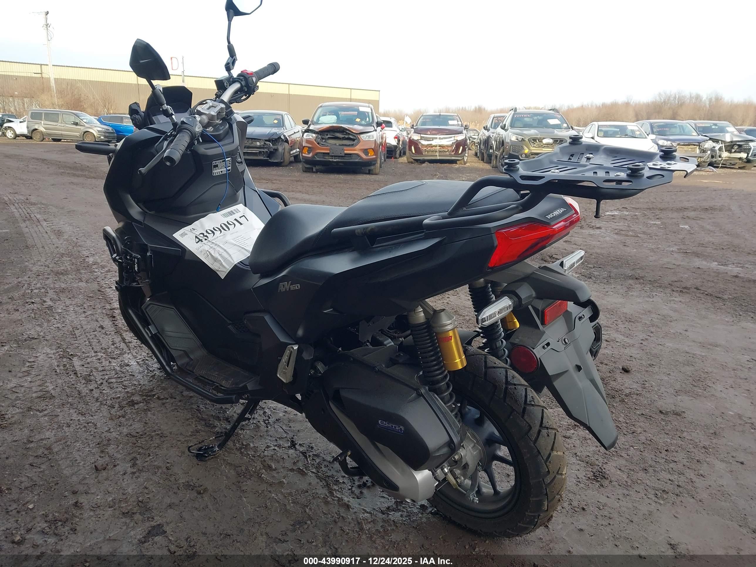 HONDA ADV160 image 3