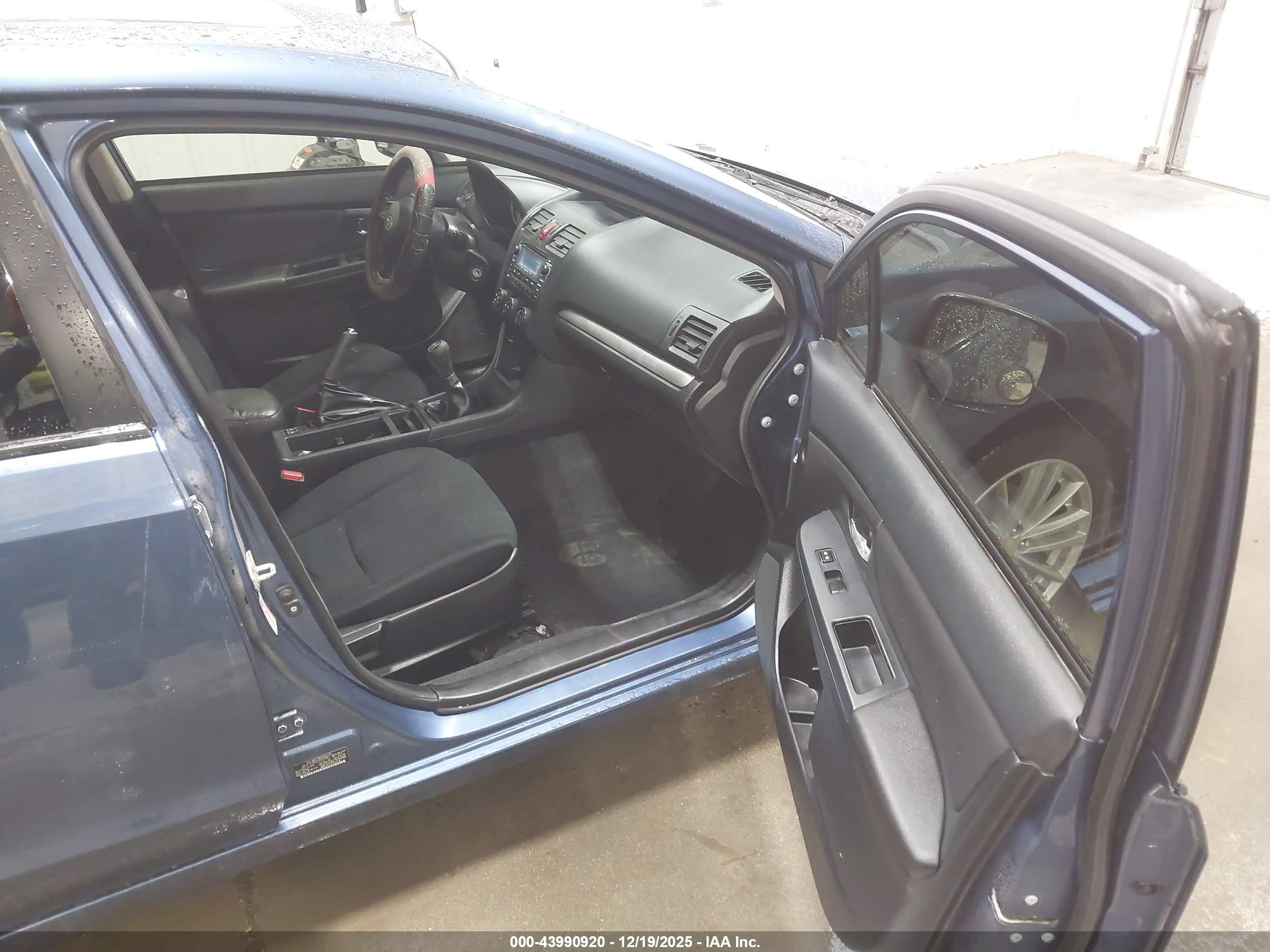 SUBARU IMPREZA image 5