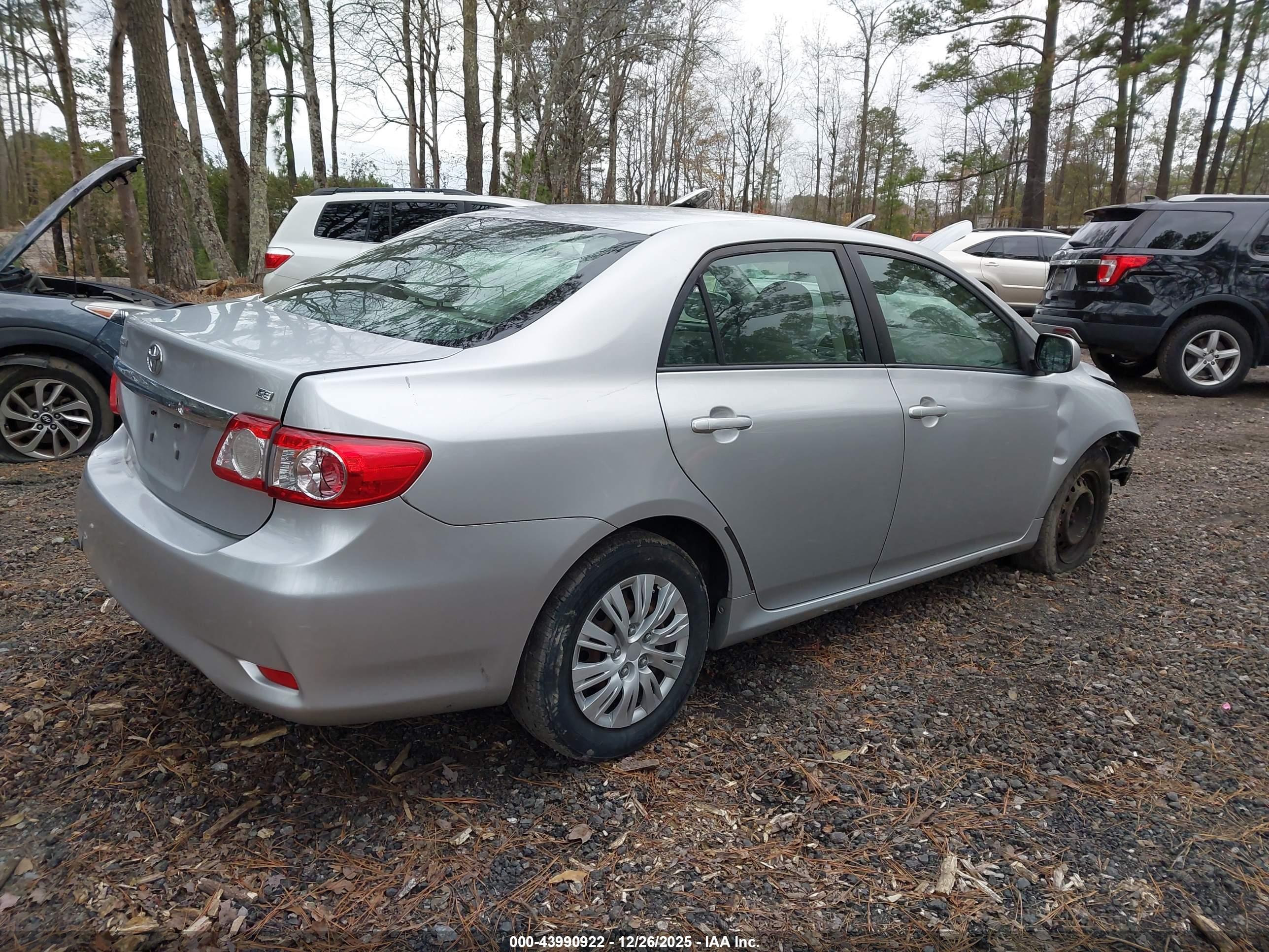 TOYOTA COROLLA image 4