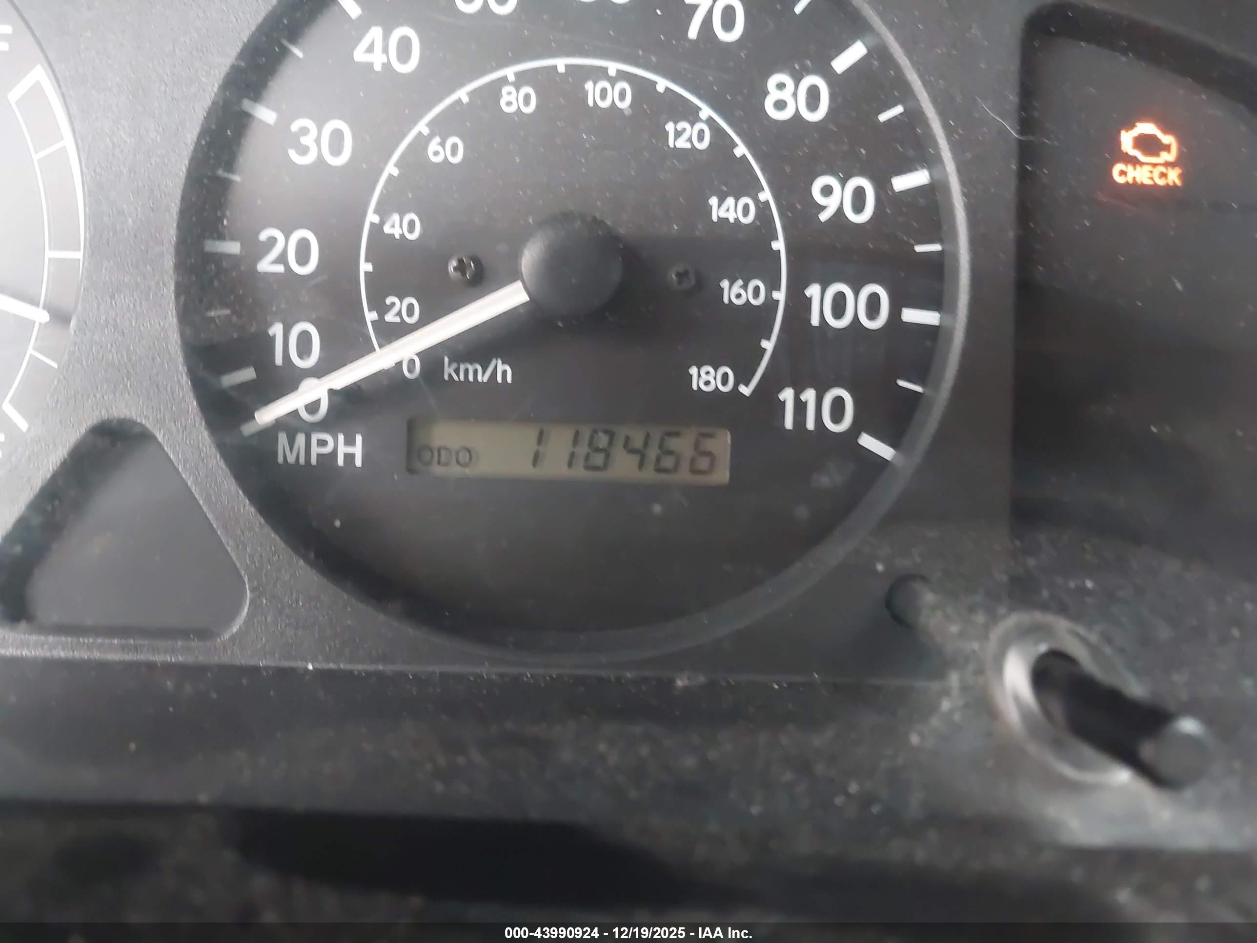 TOYOTA COROLLA image 7