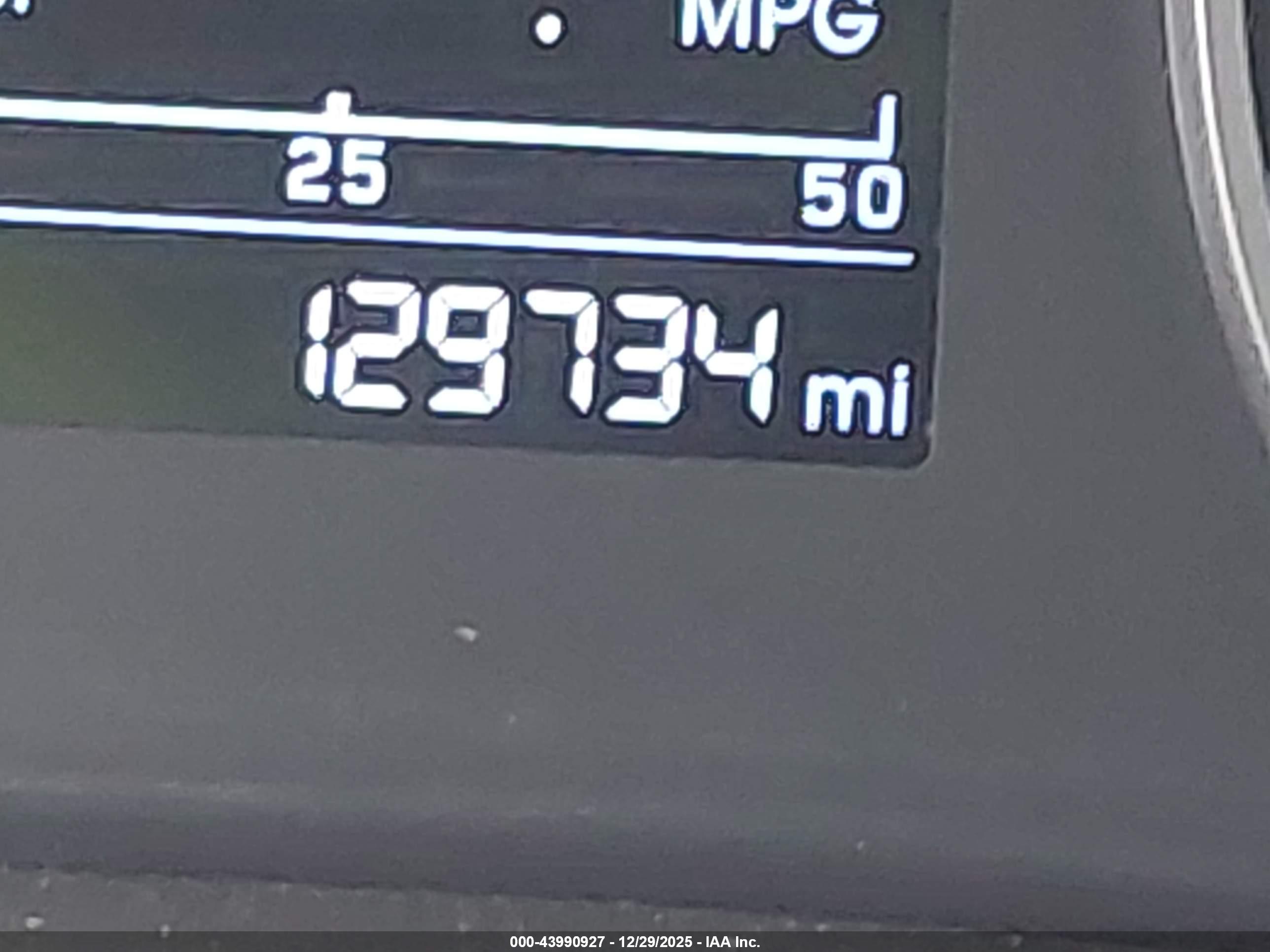 HYUNDAI ELANTRA image 7