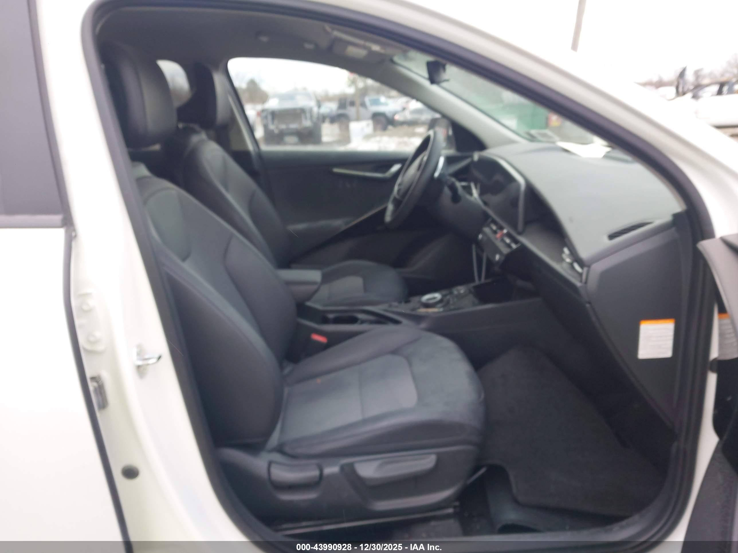 KIA NIRO image 5