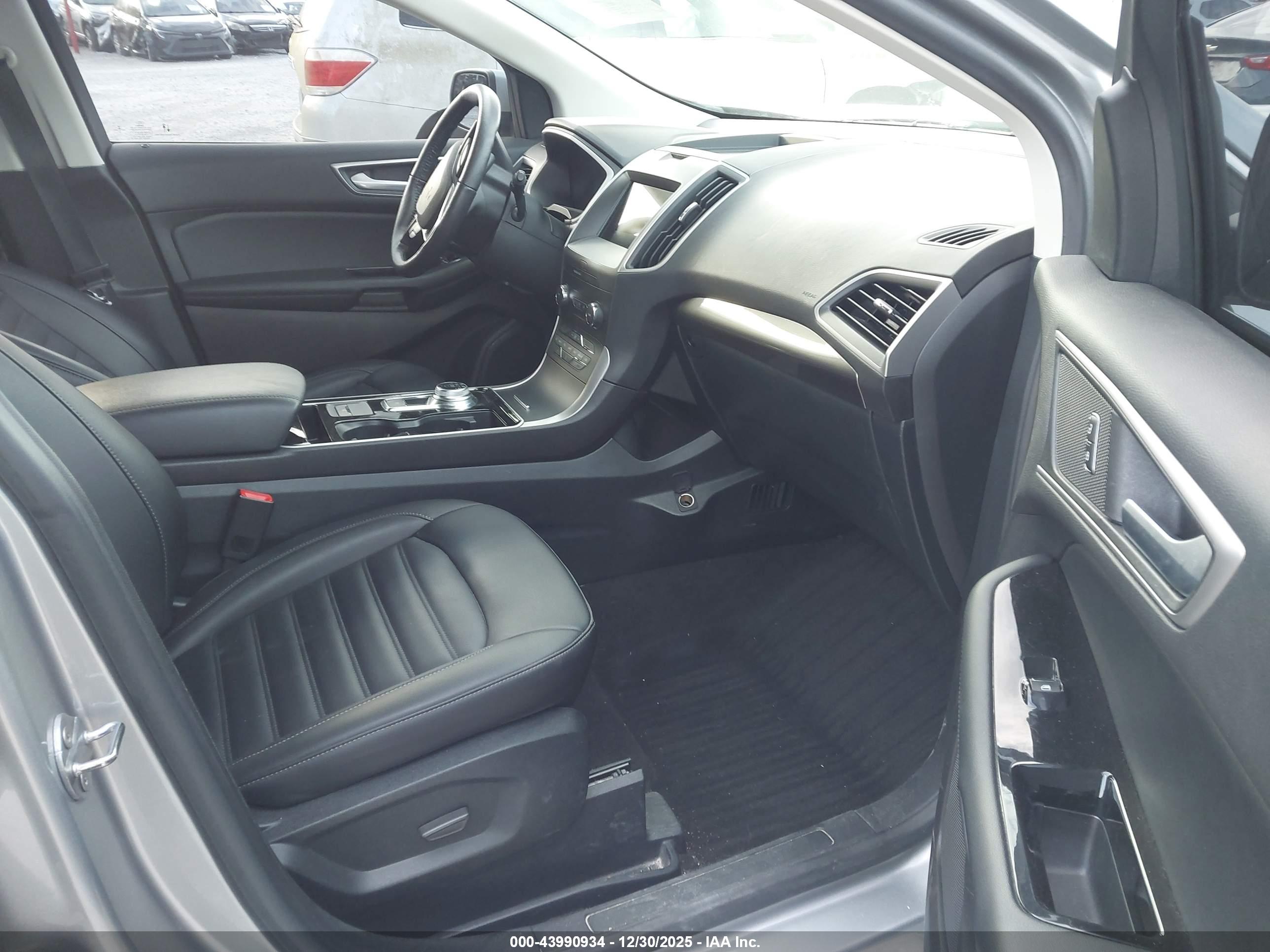 FORD EDGE image 5