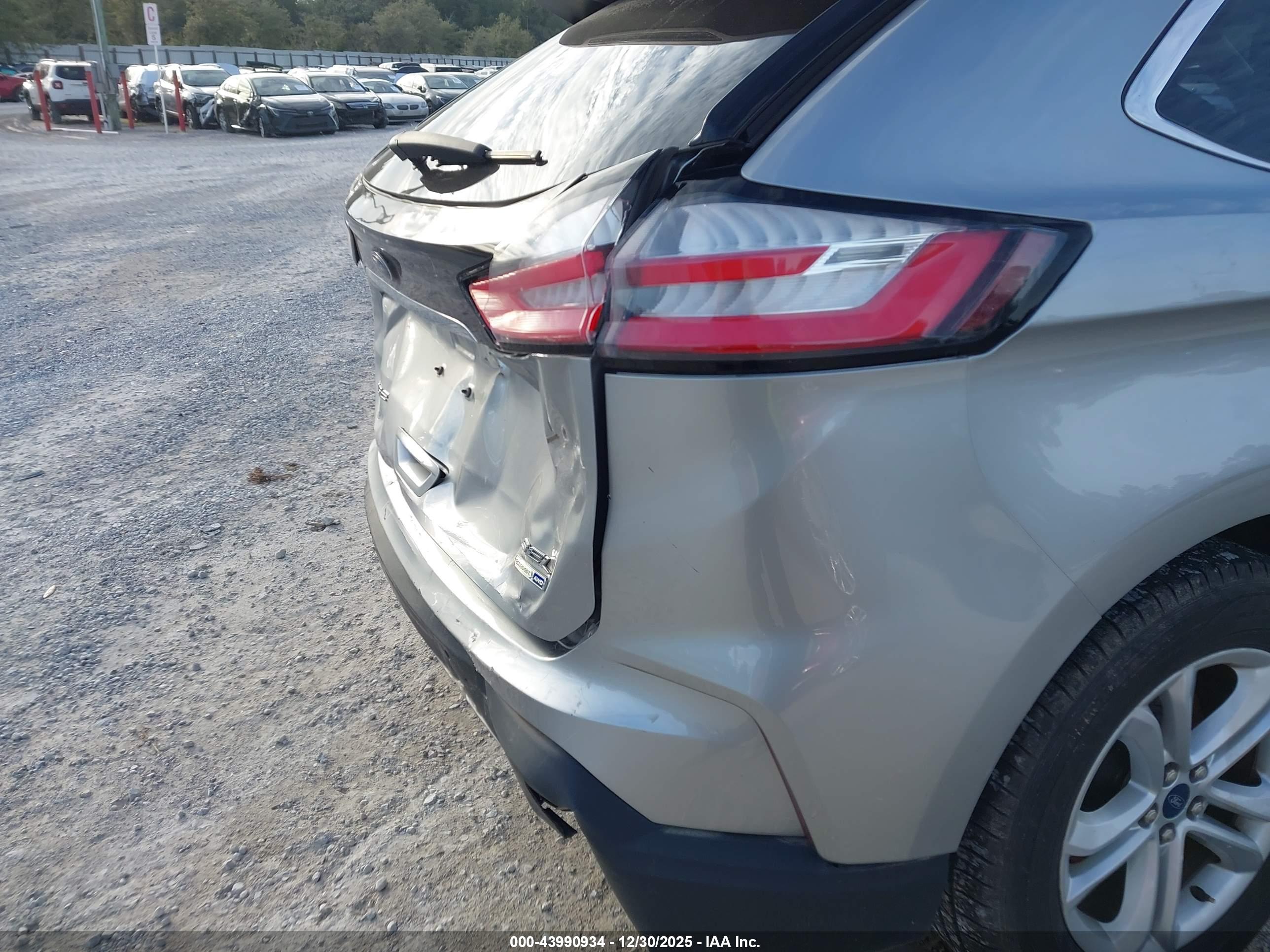 FORD EDGE image 6