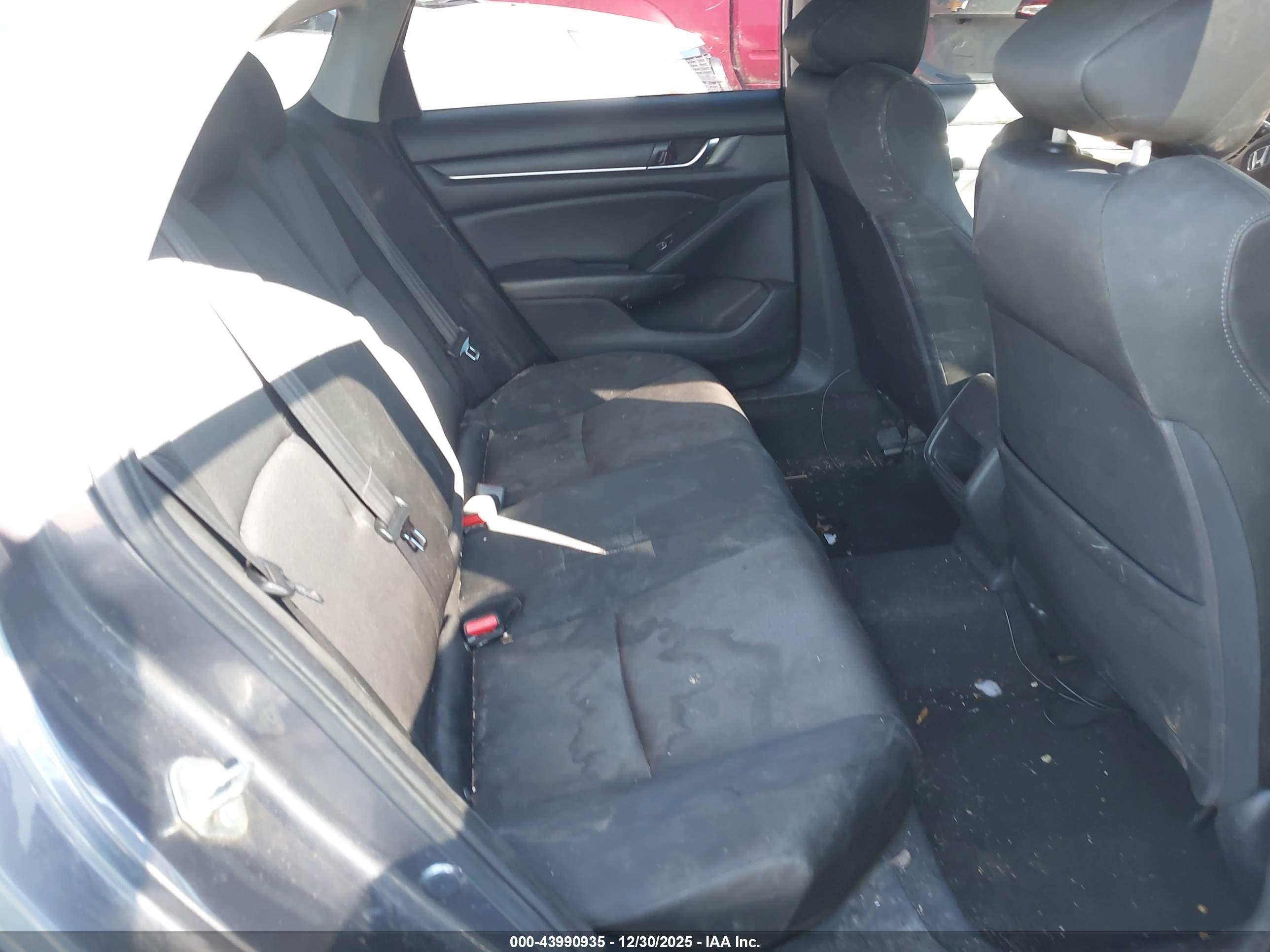 HONDA ACCORD image 8