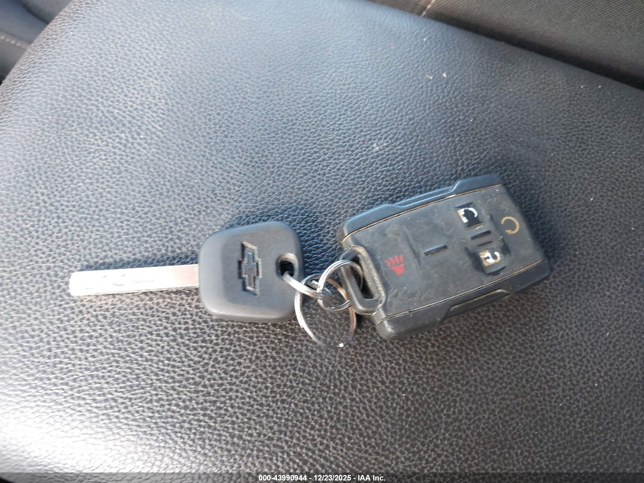 CHEVROLET COLORADO image 11