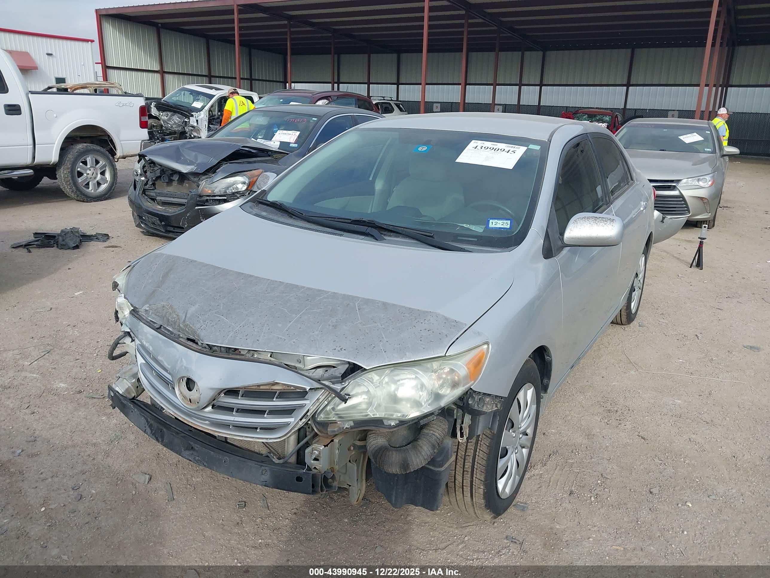 TOYOTA COROLLA image 2