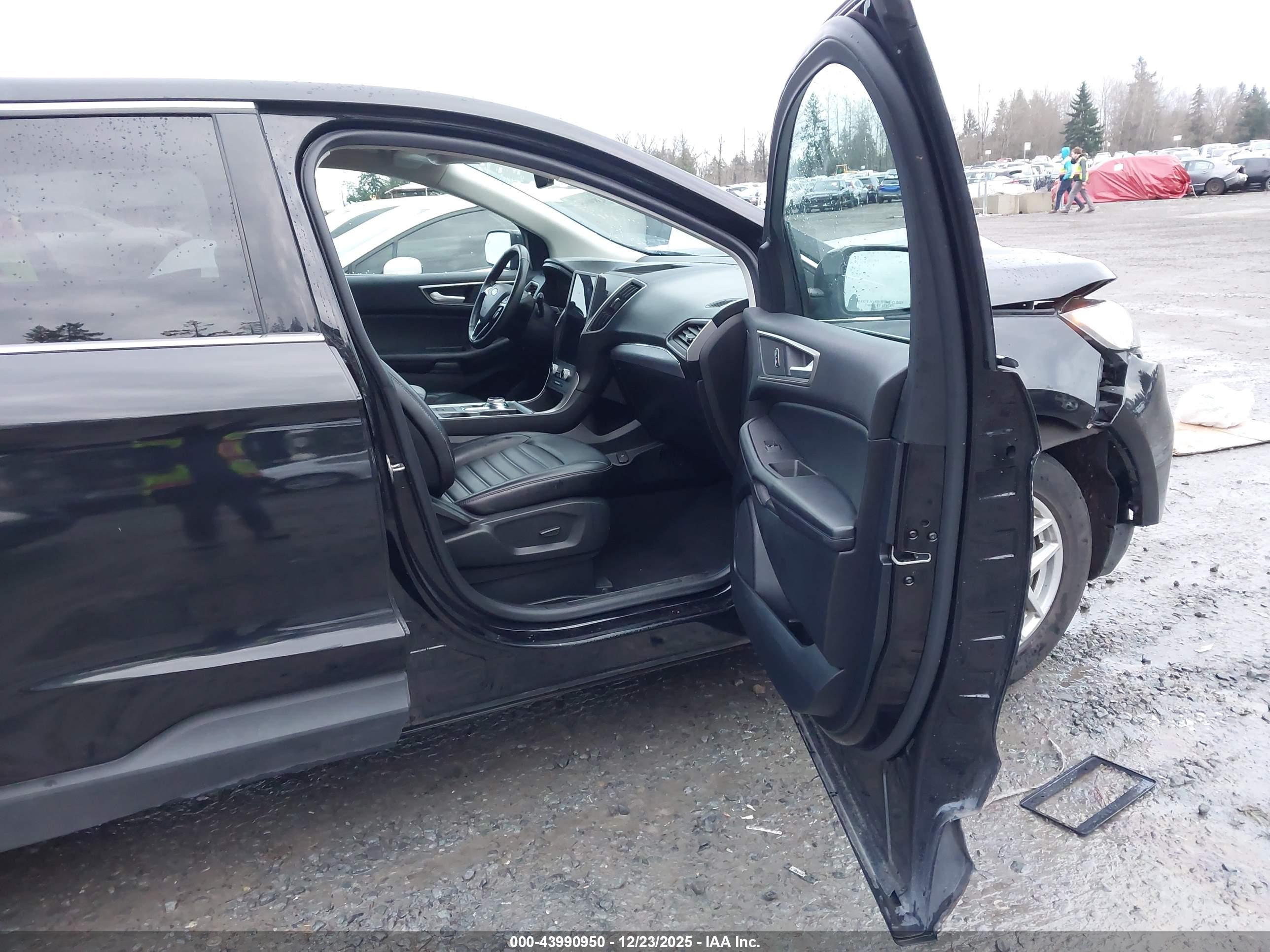 FORD EDGE image 5