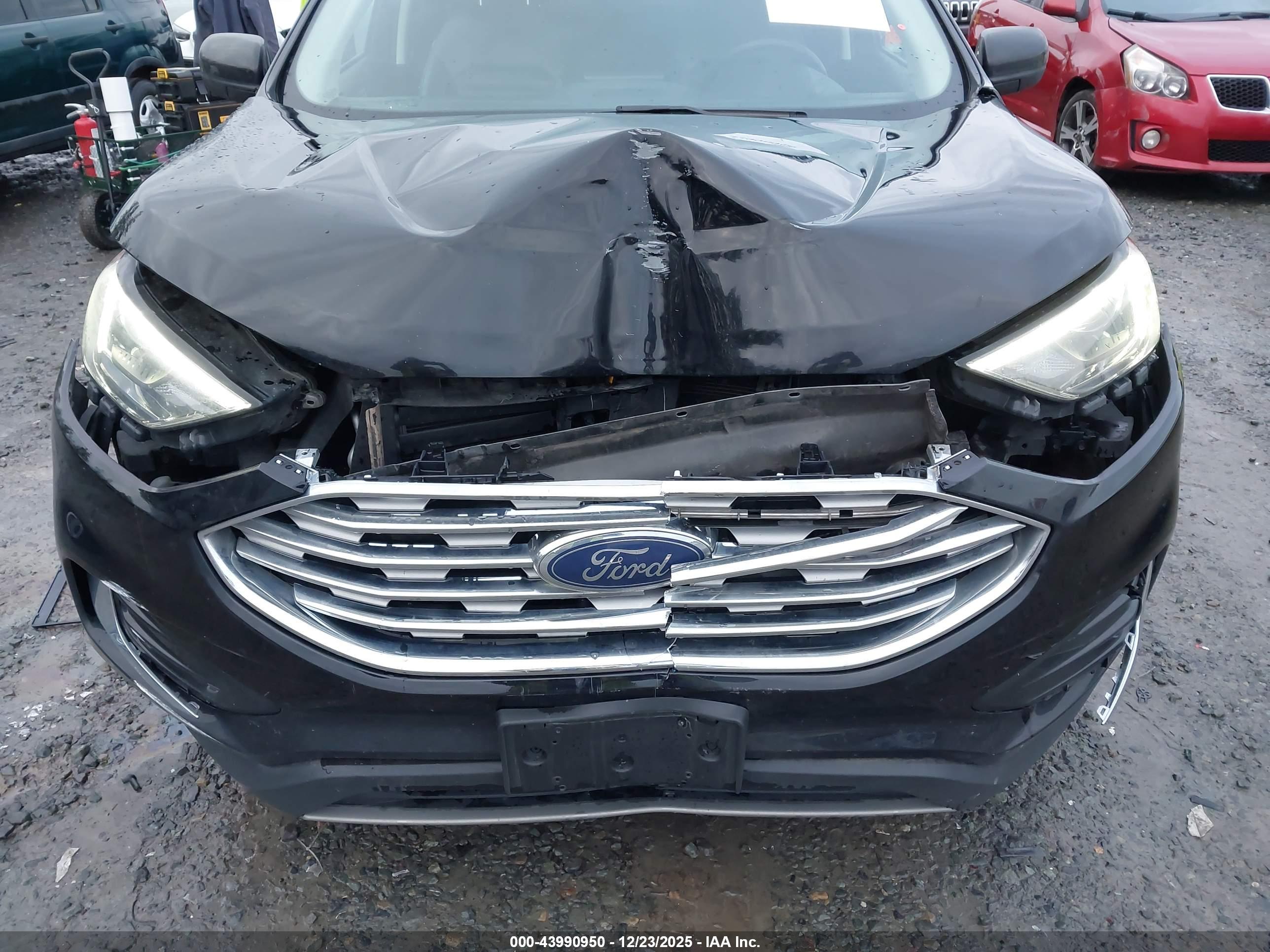 FORD EDGE image 6