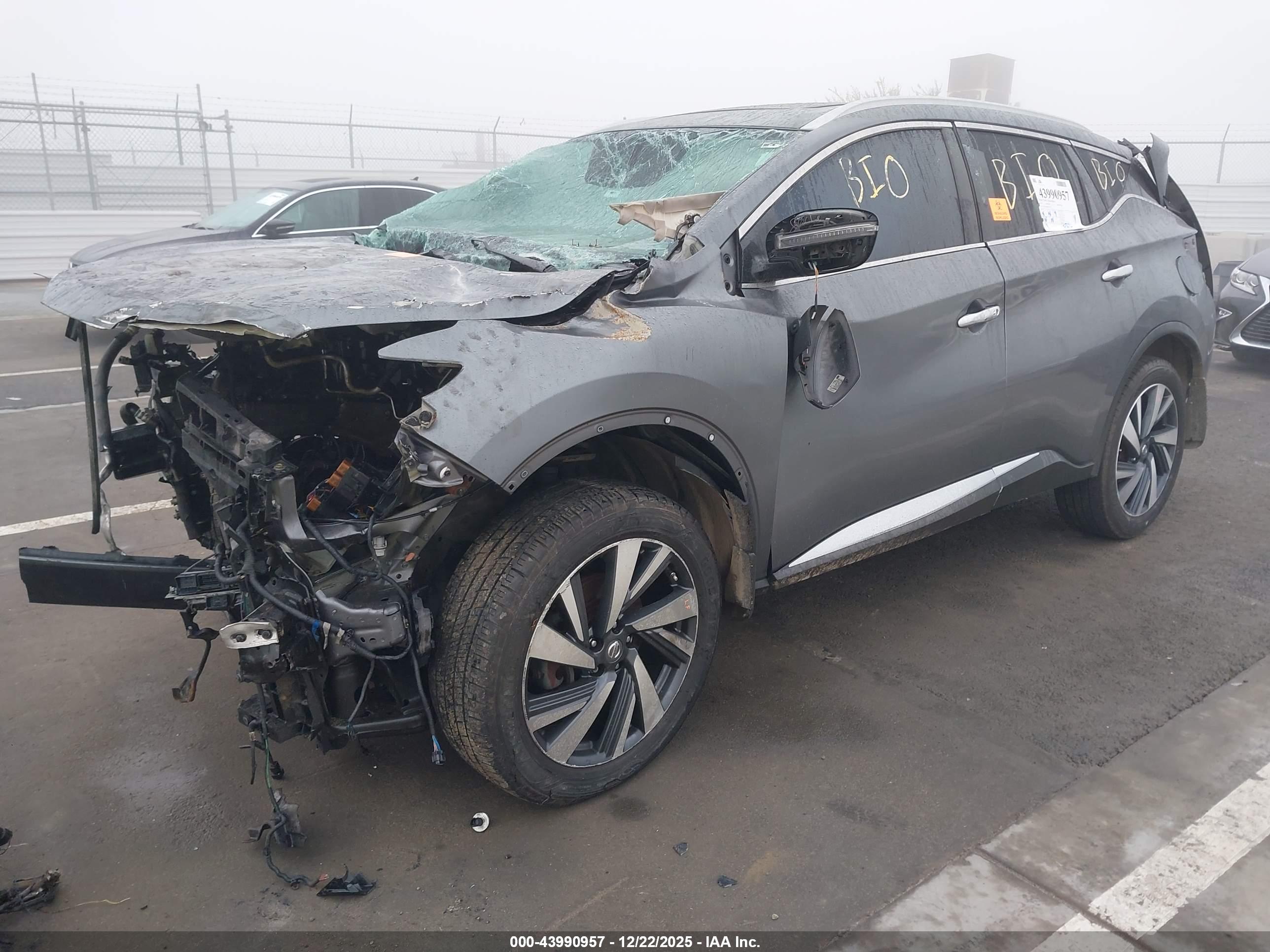 NISSAN MURANO image 2