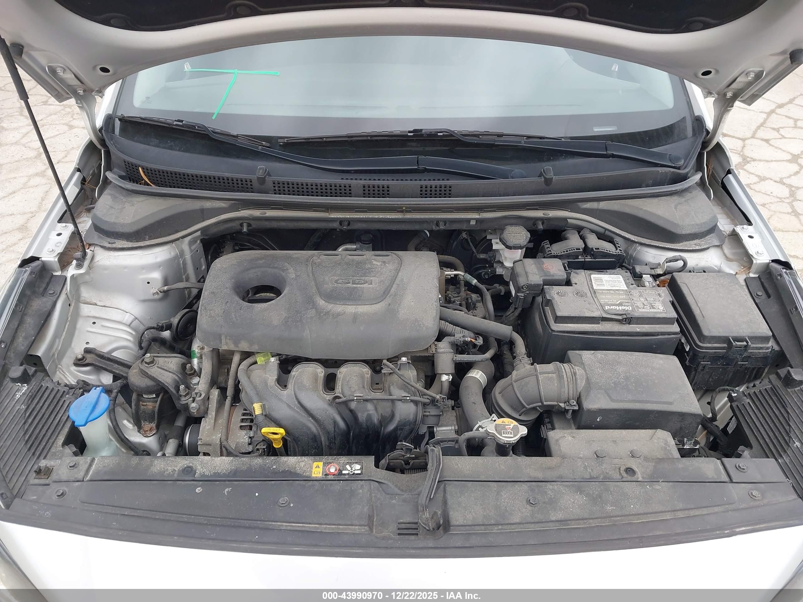 HYUNDAI ACCENT image 10