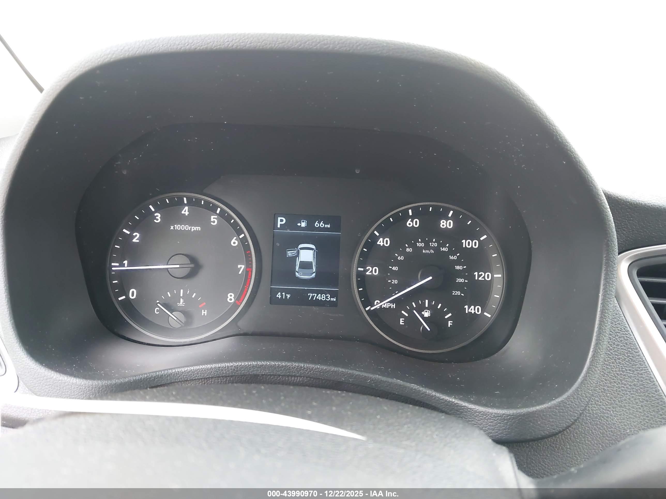 HYUNDAI ACCENT image 7