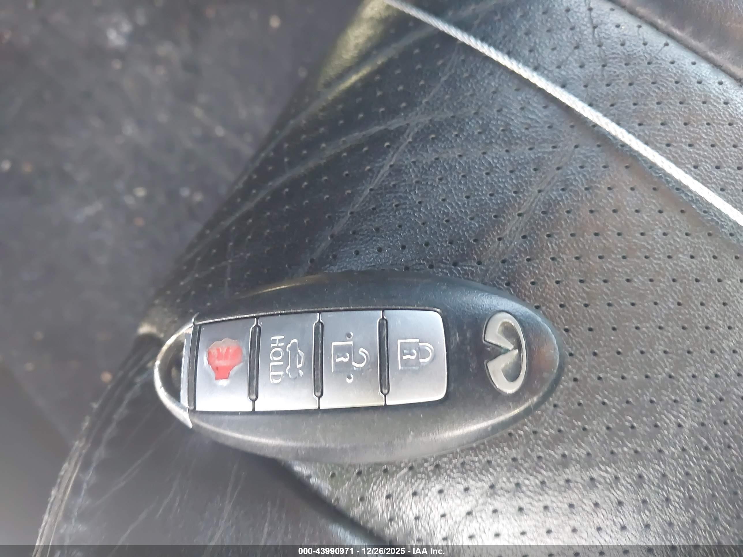 INFINITI G37X image 11