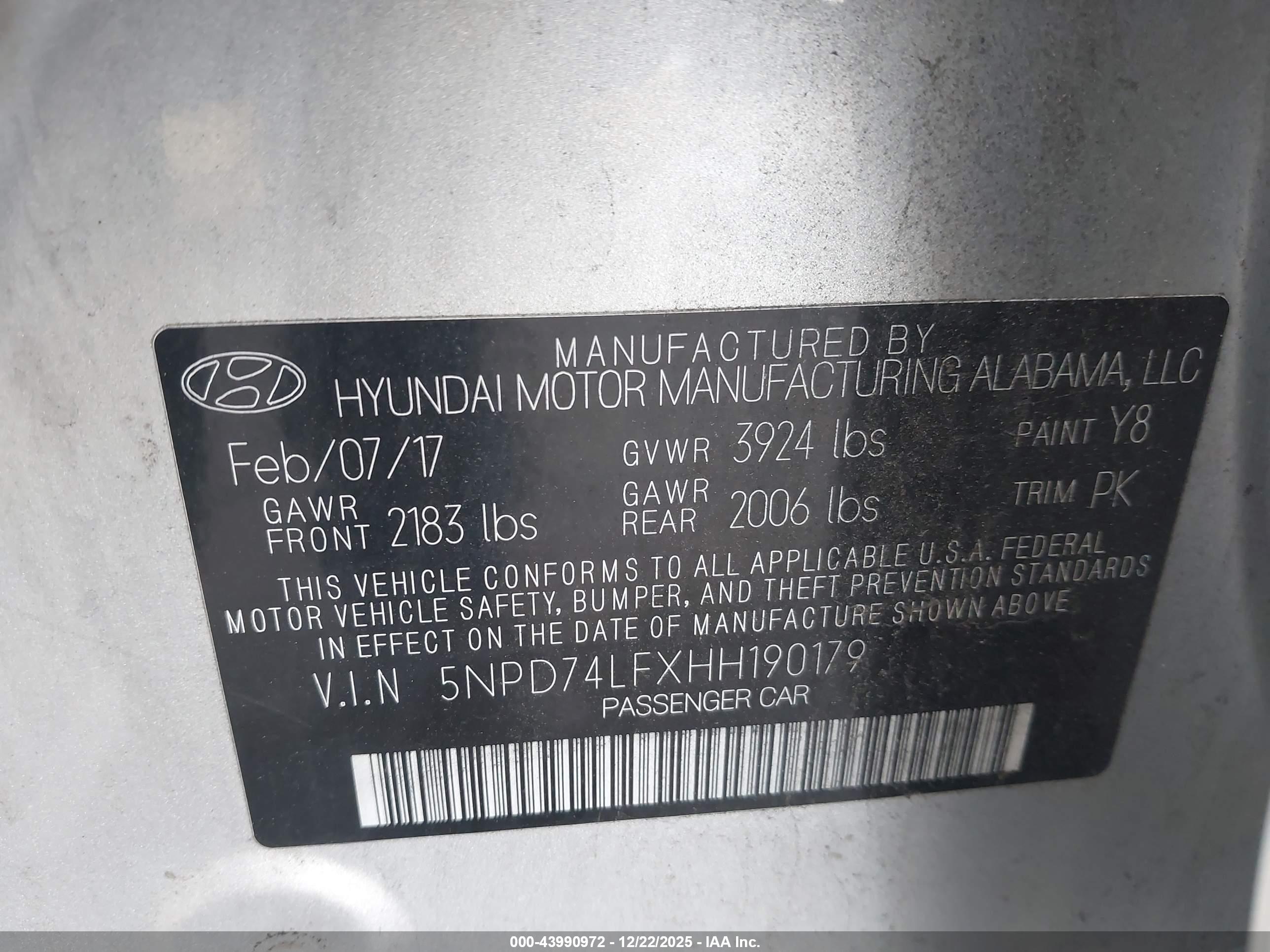 HYUNDAI ELANTRA image 9