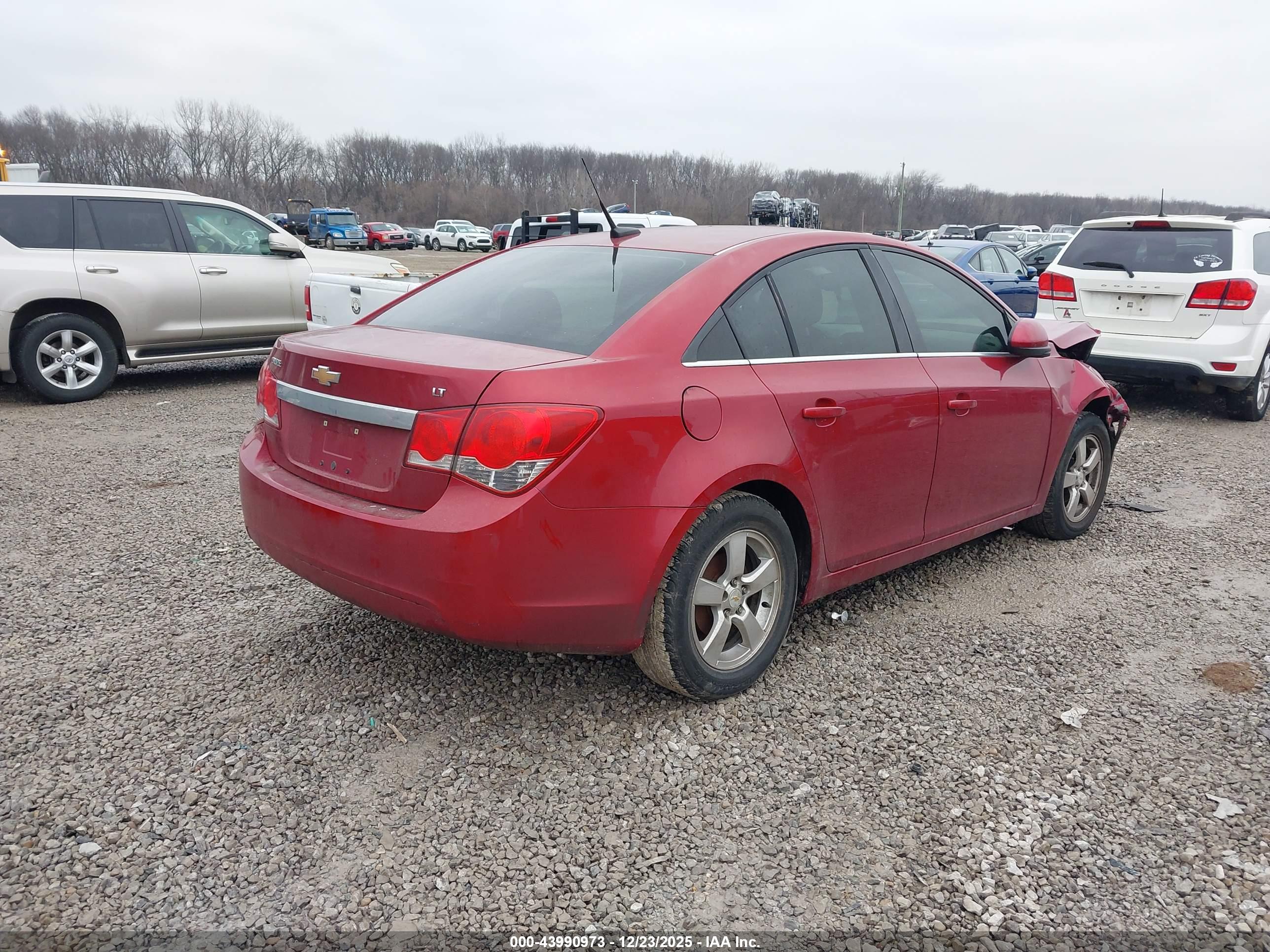 CHEVROLET CRUZE image 4