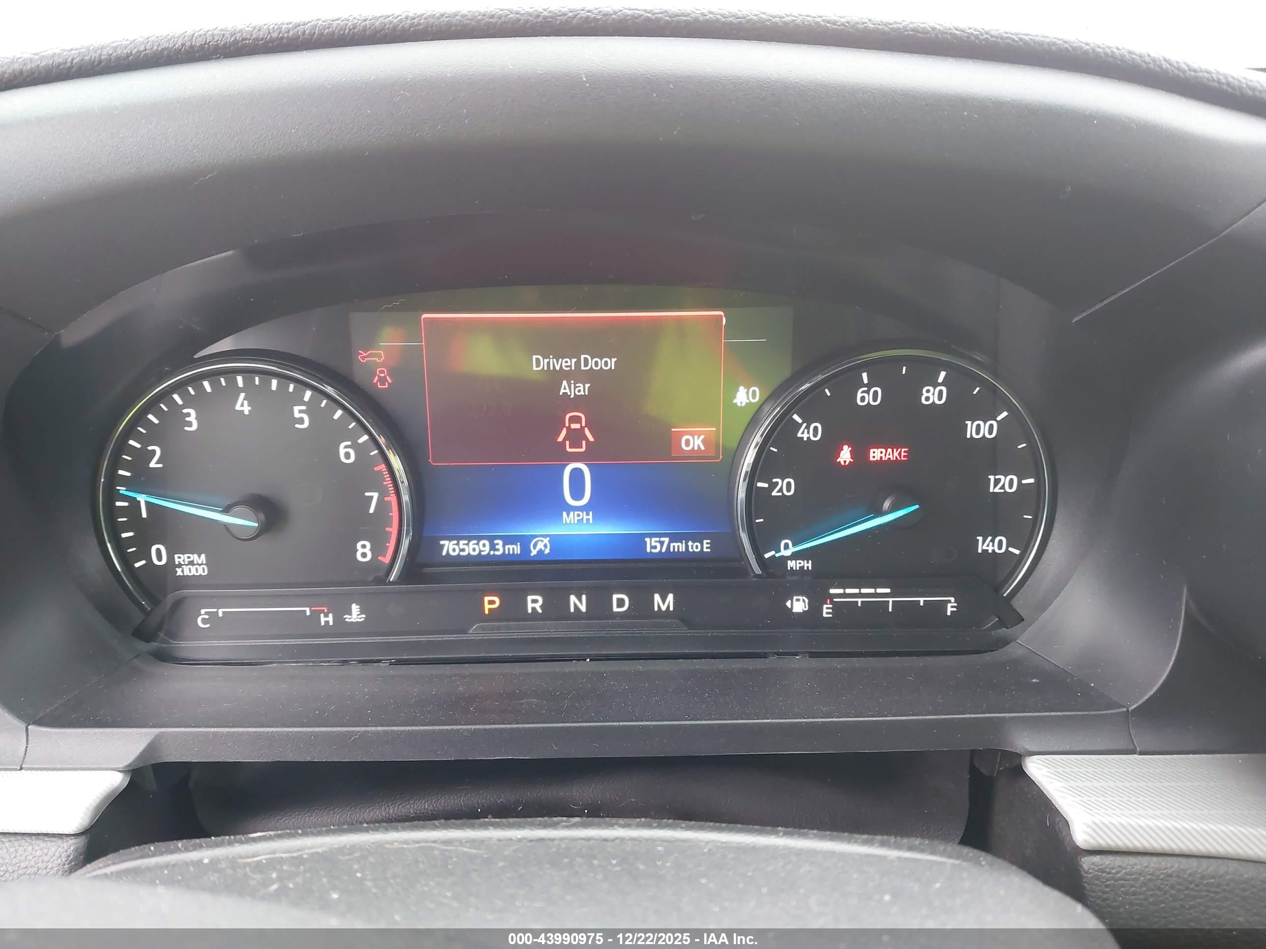FORD EXPLORER image 7