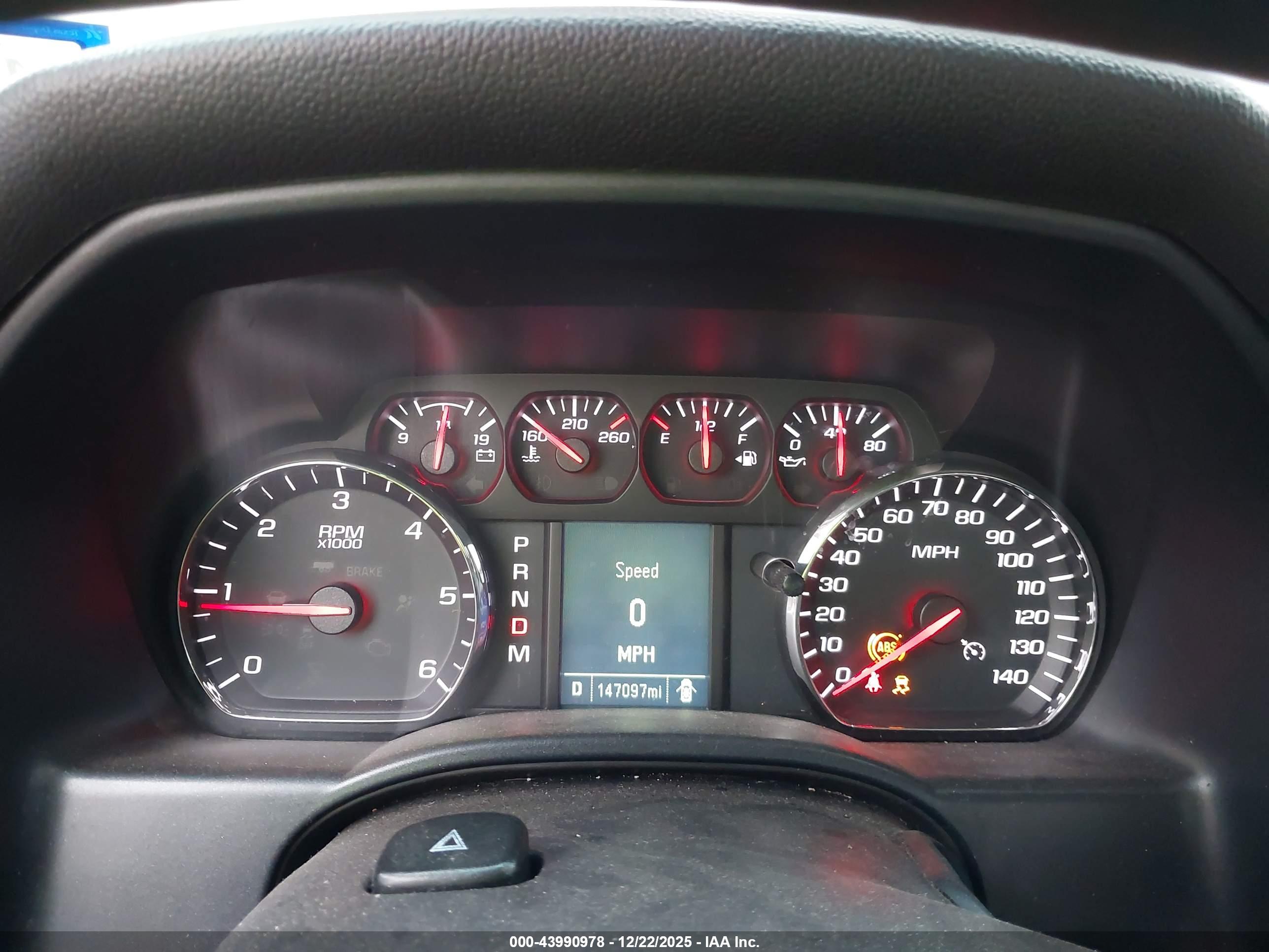 CHEVROLET SILVERADO image 7