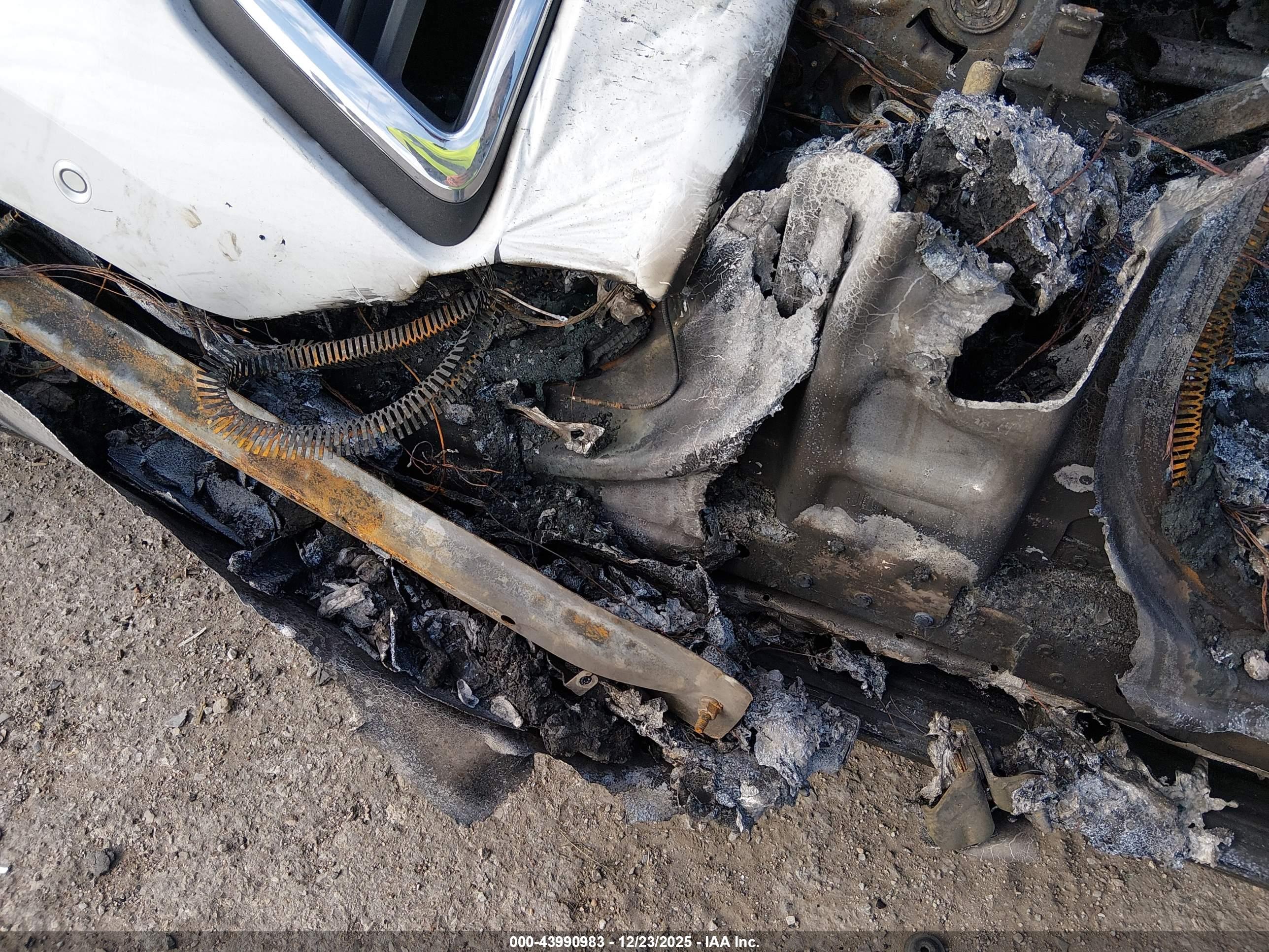 FORD EXPEDITION image 9