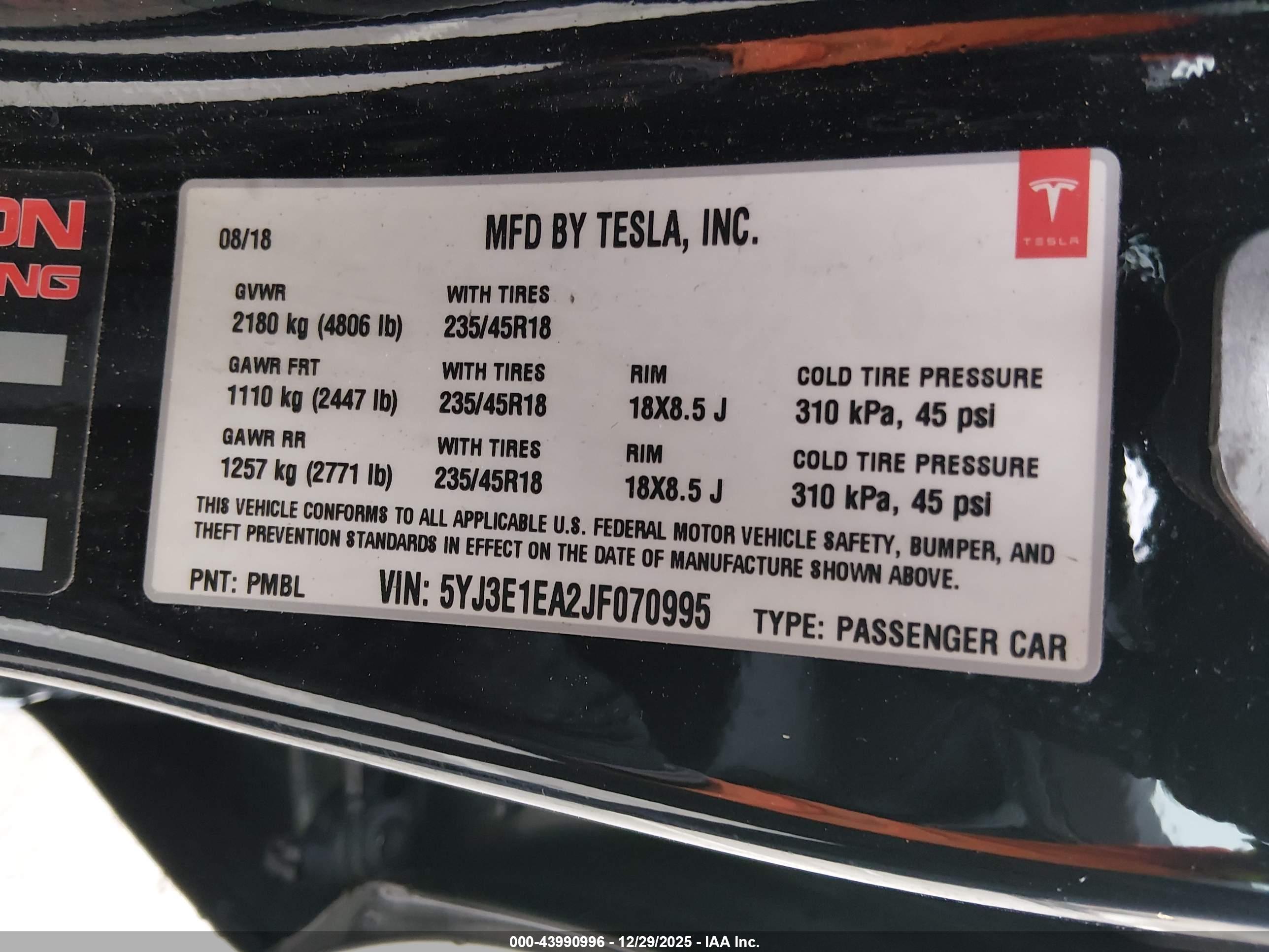 TESLA MODEL image 9