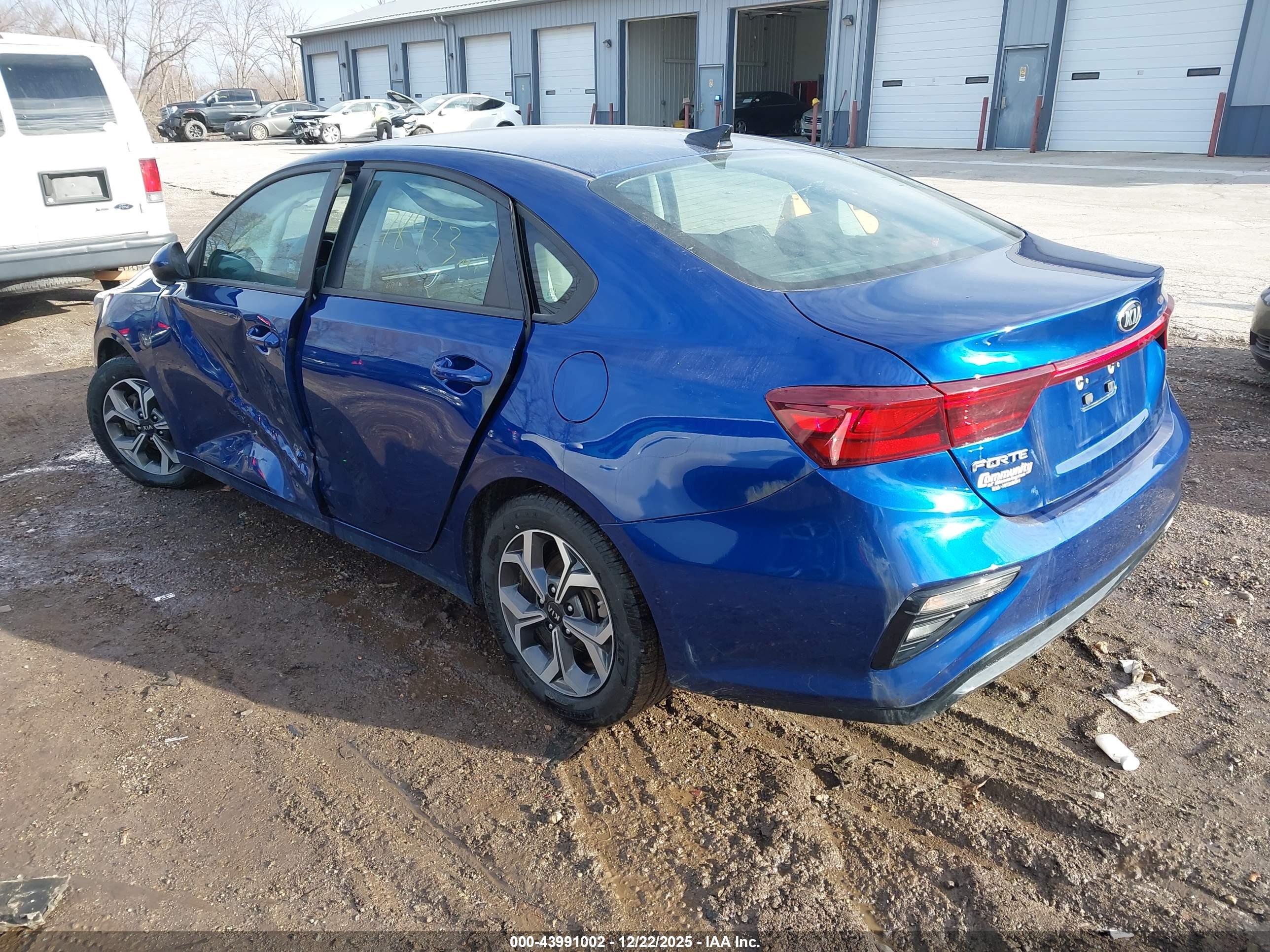 KIA FORTE image 3