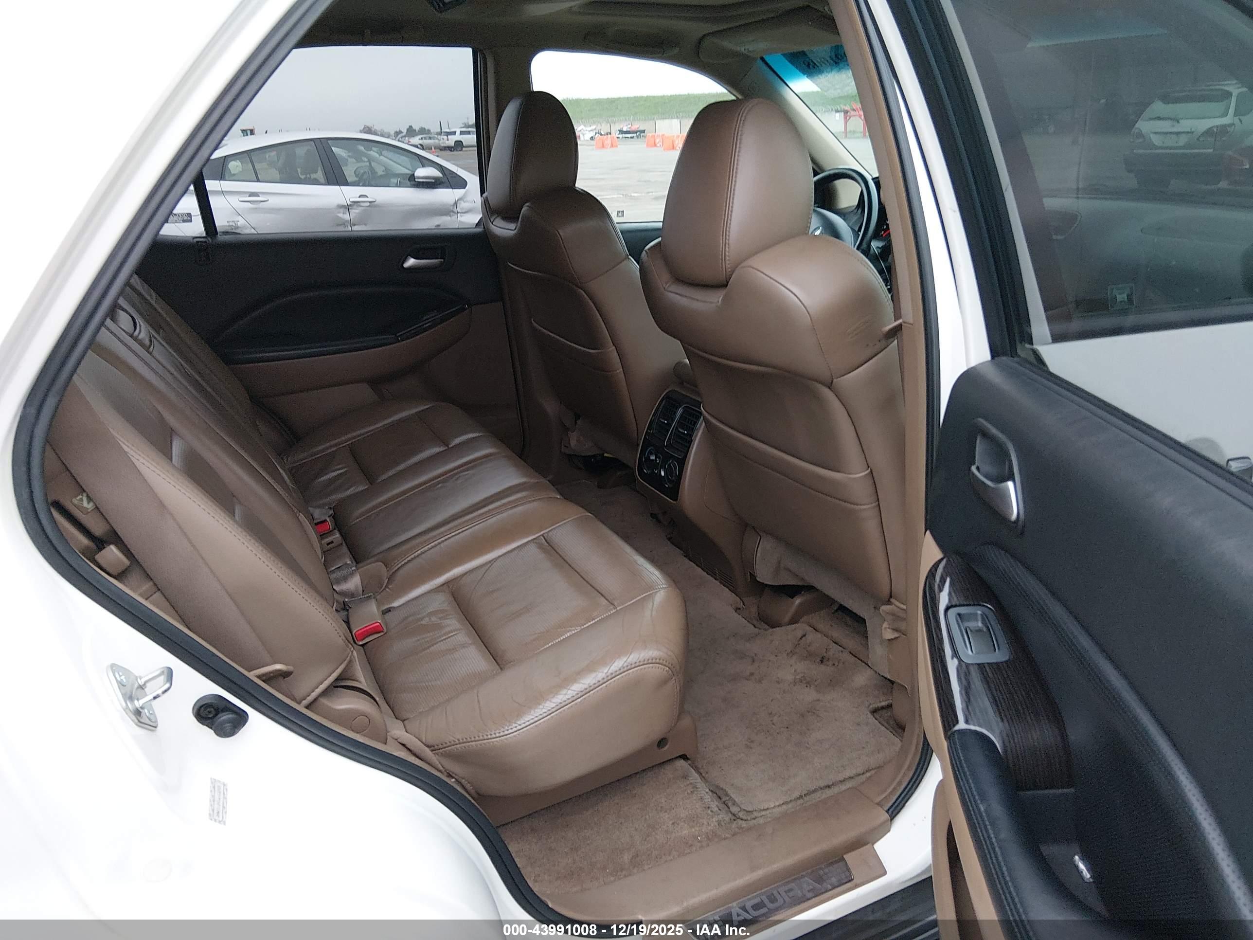 ACURA MDX image 8