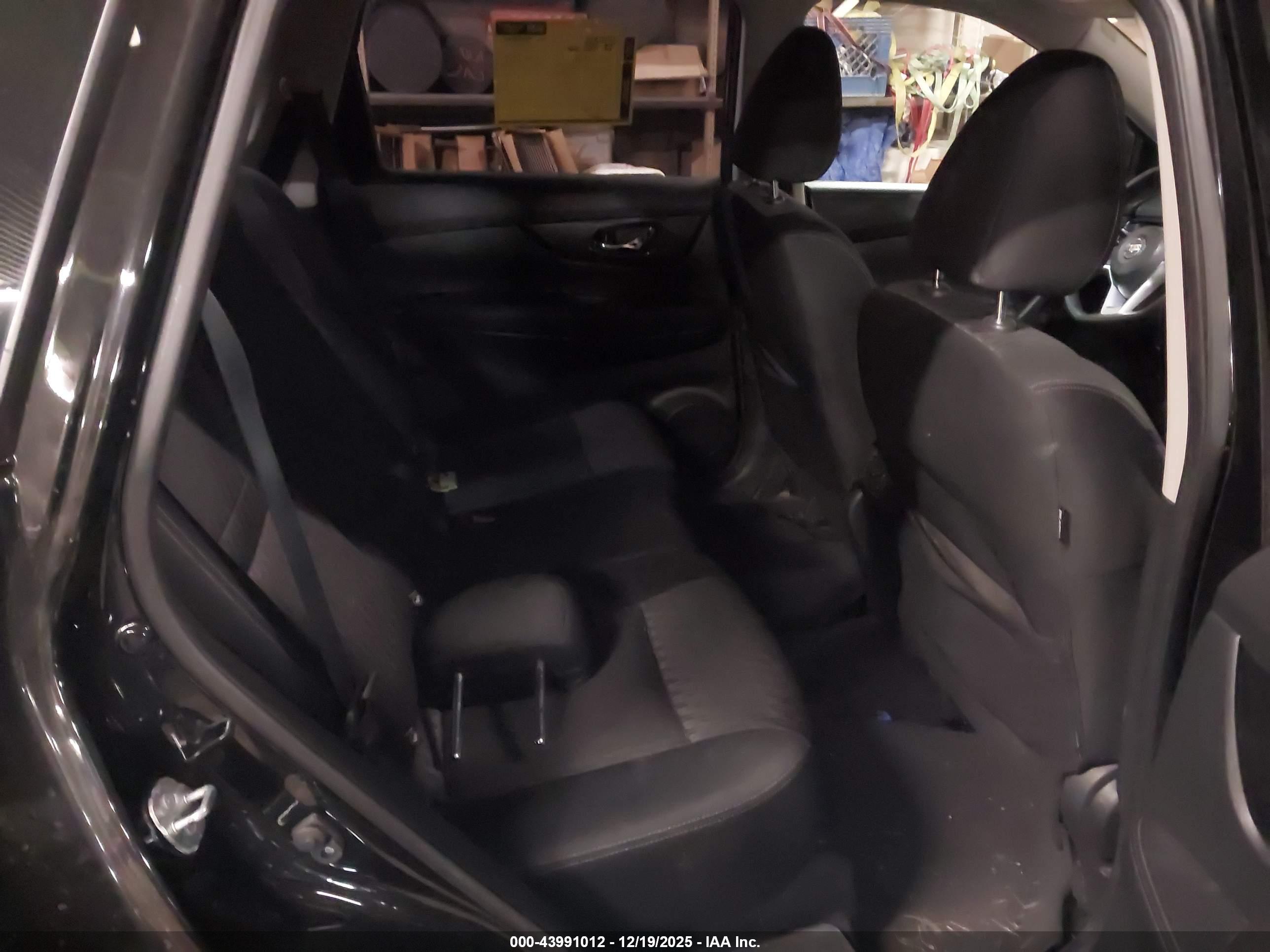 NISSAN ROGUE image 8