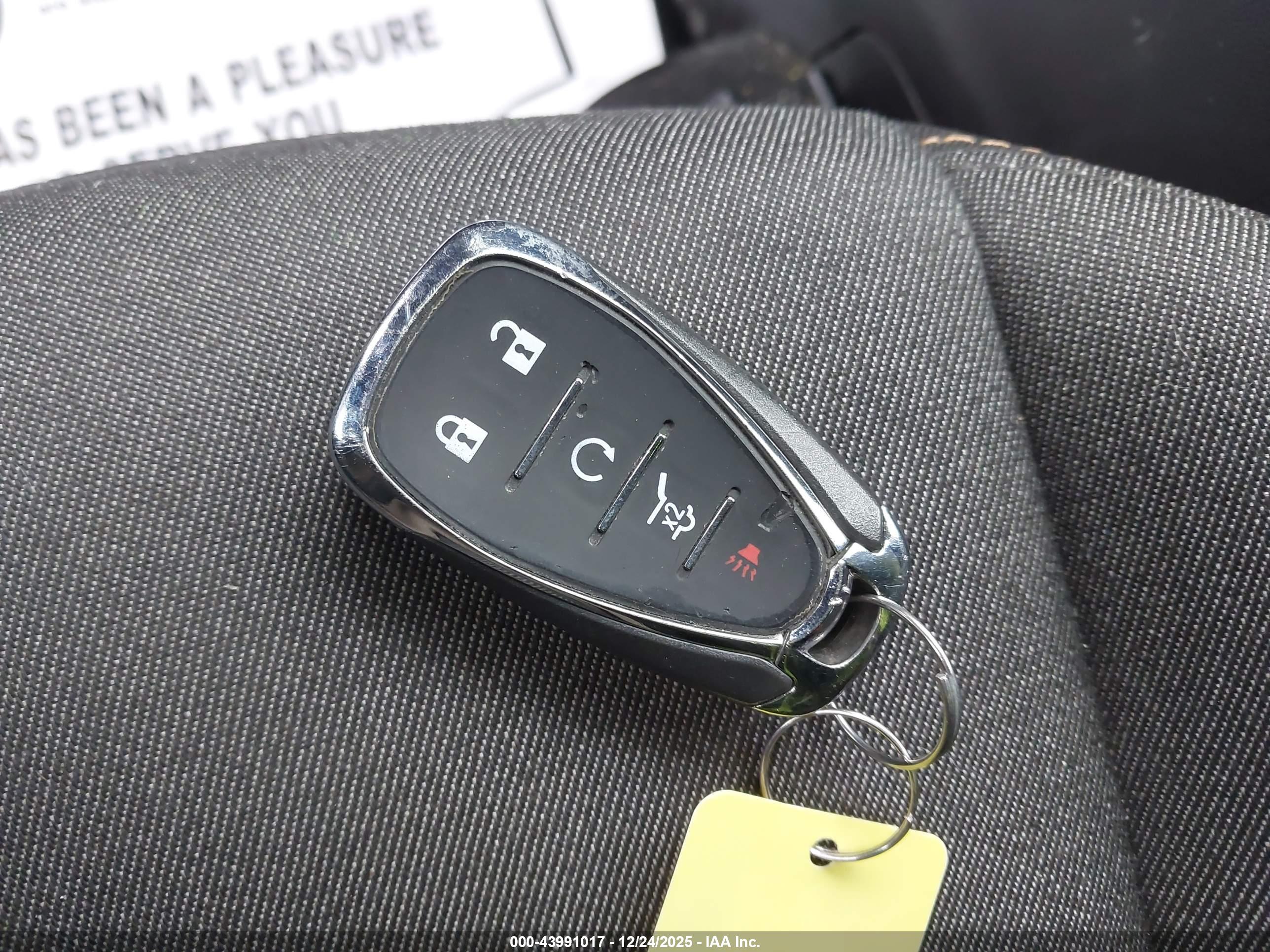 CHEVROLET EQUINOX image 11