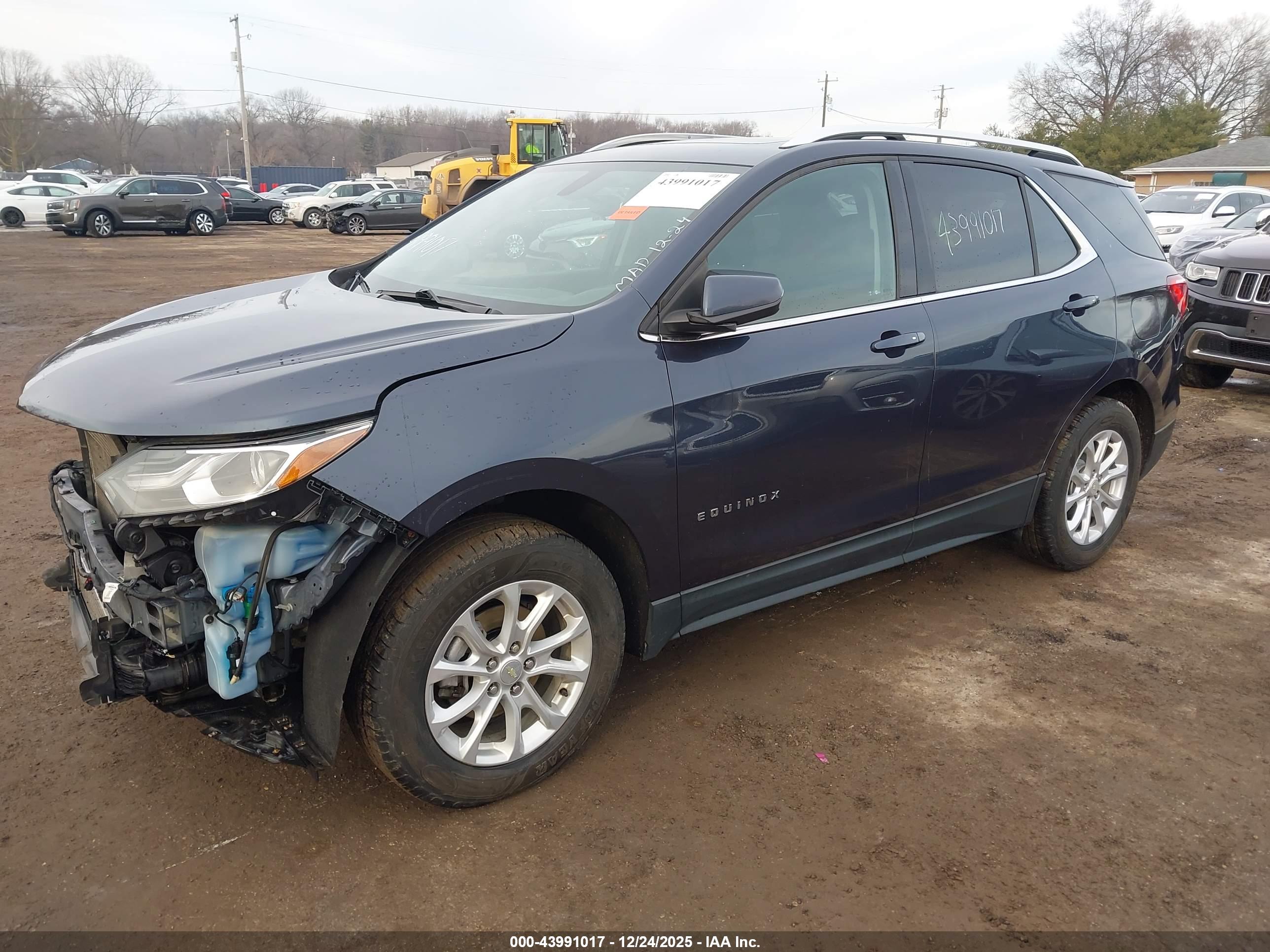 CHEVROLET EQUINOX image 2