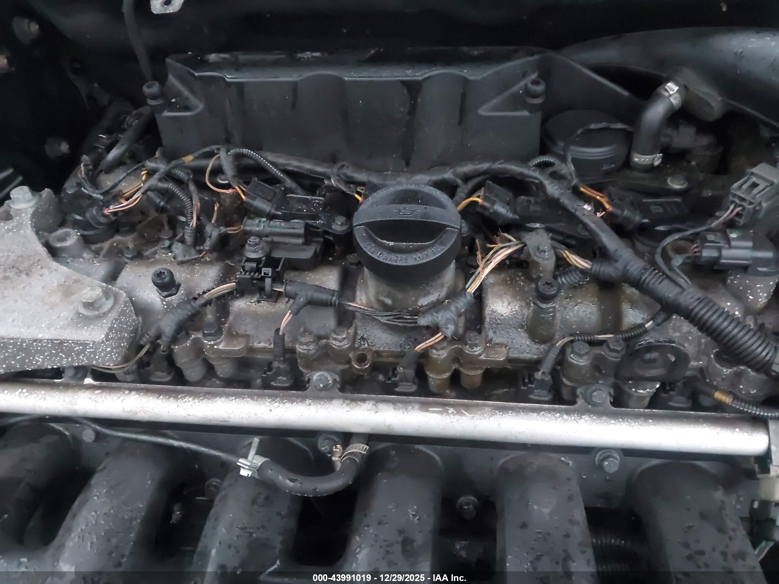 VOLVO S60 image 6