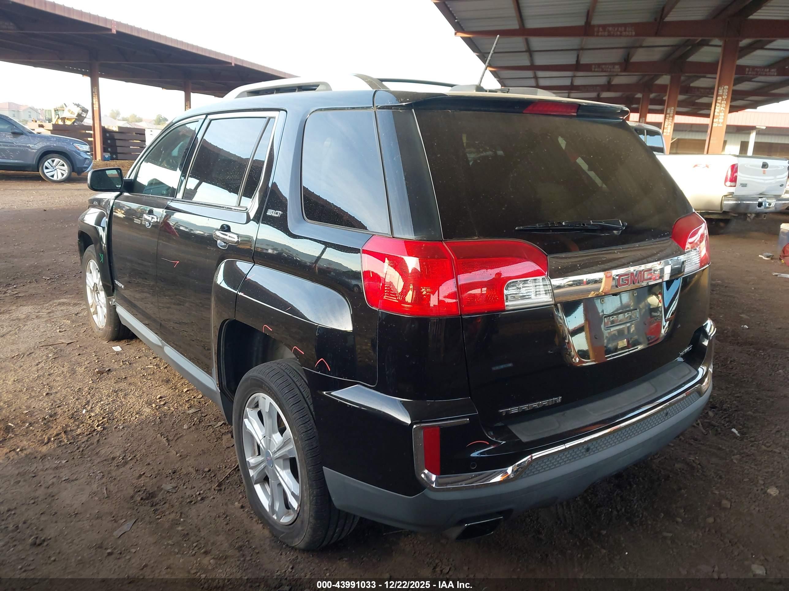 GMC TERRAIN image 3