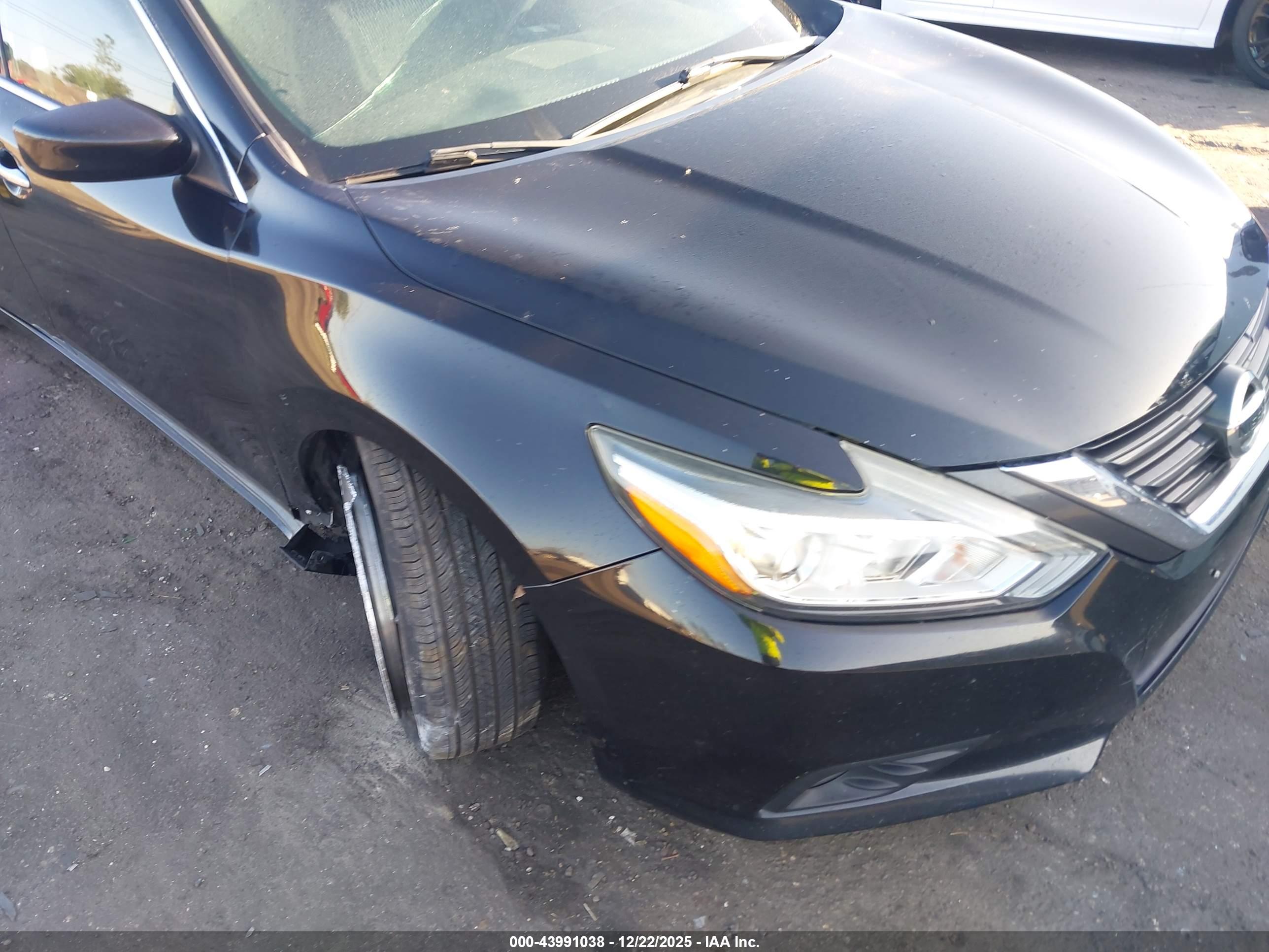 NISSAN ALTIMA image 6