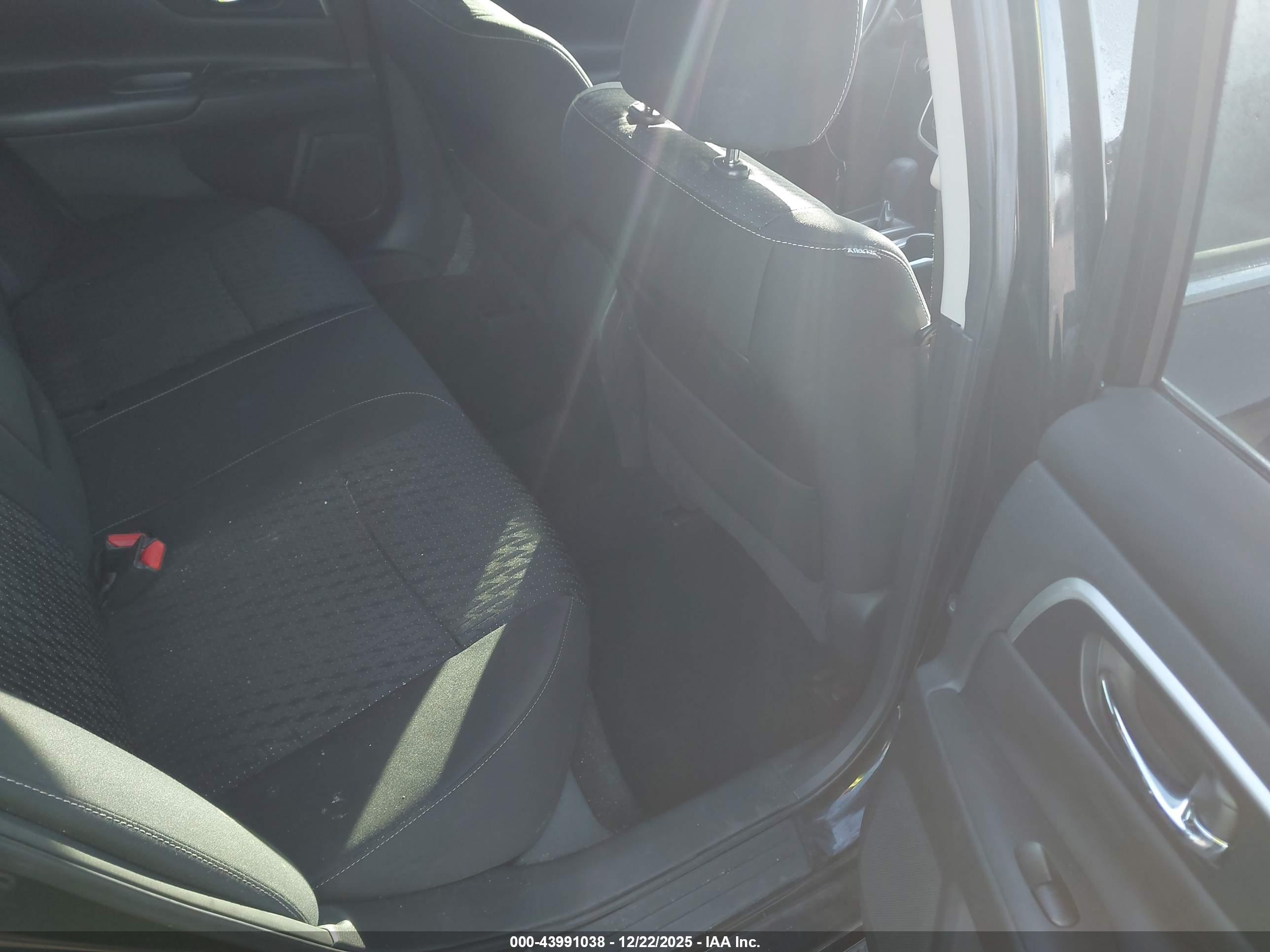 NISSAN ALTIMA image 8