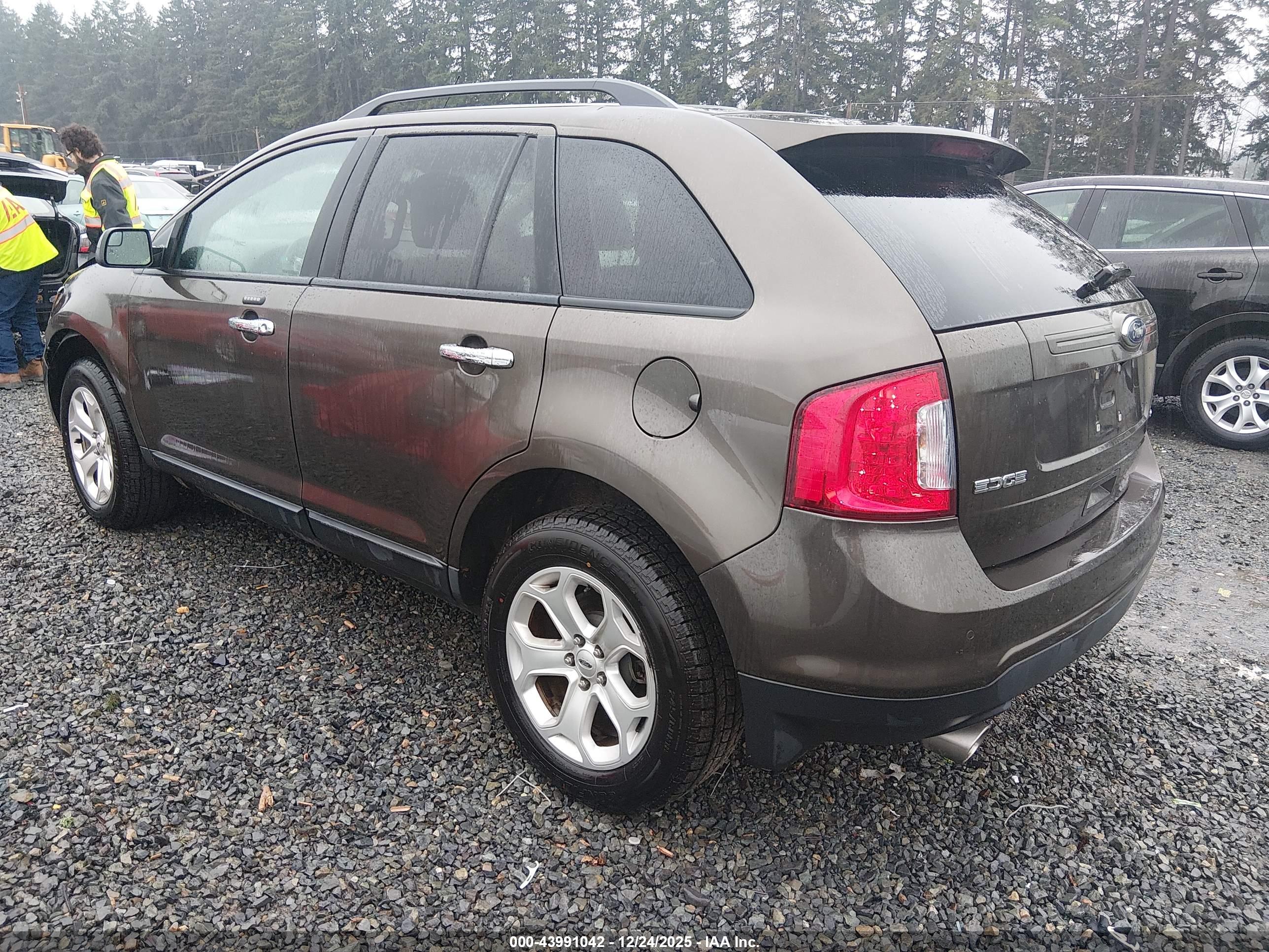FORD EDGE image 3