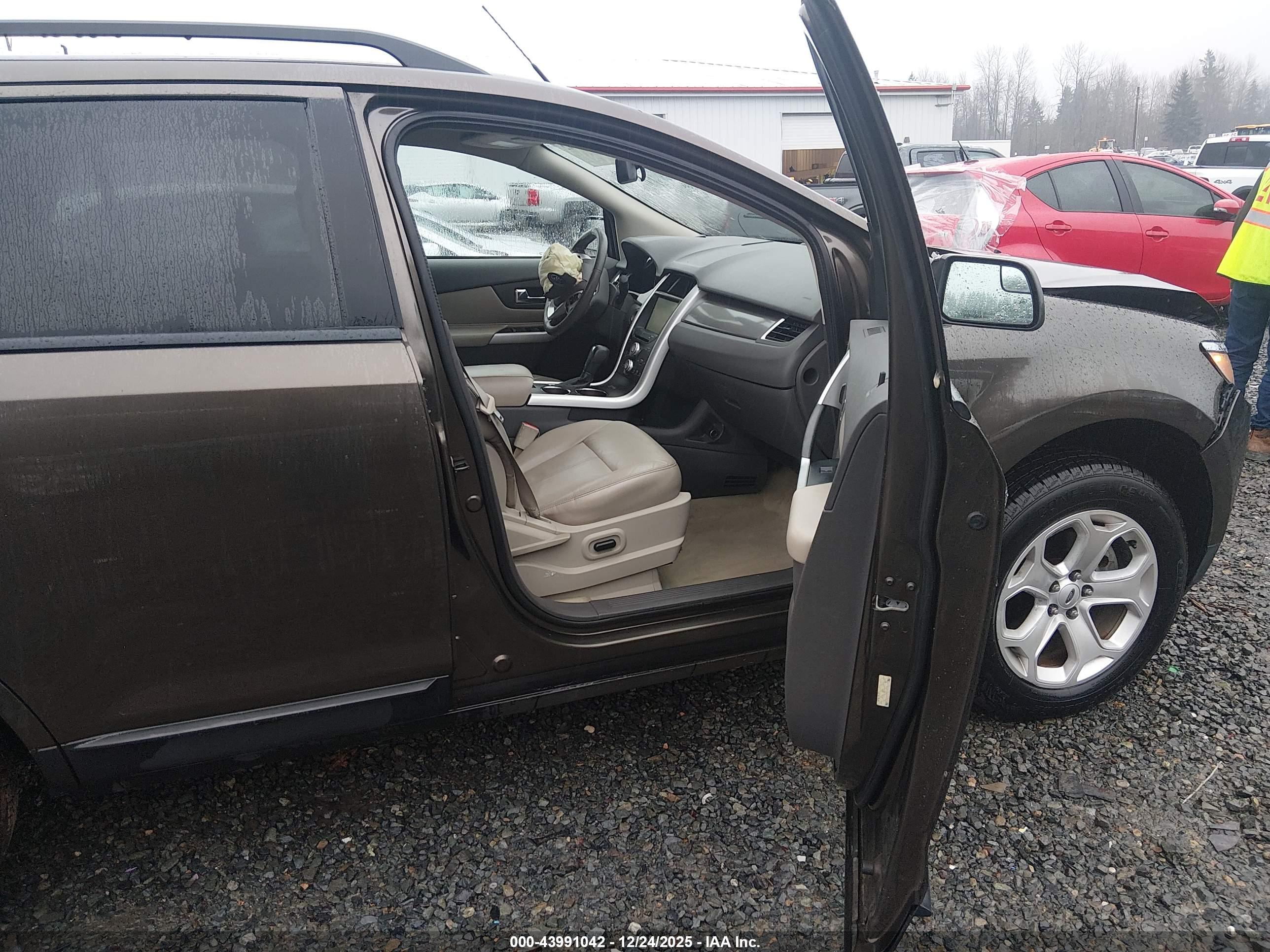 FORD EDGE image 5